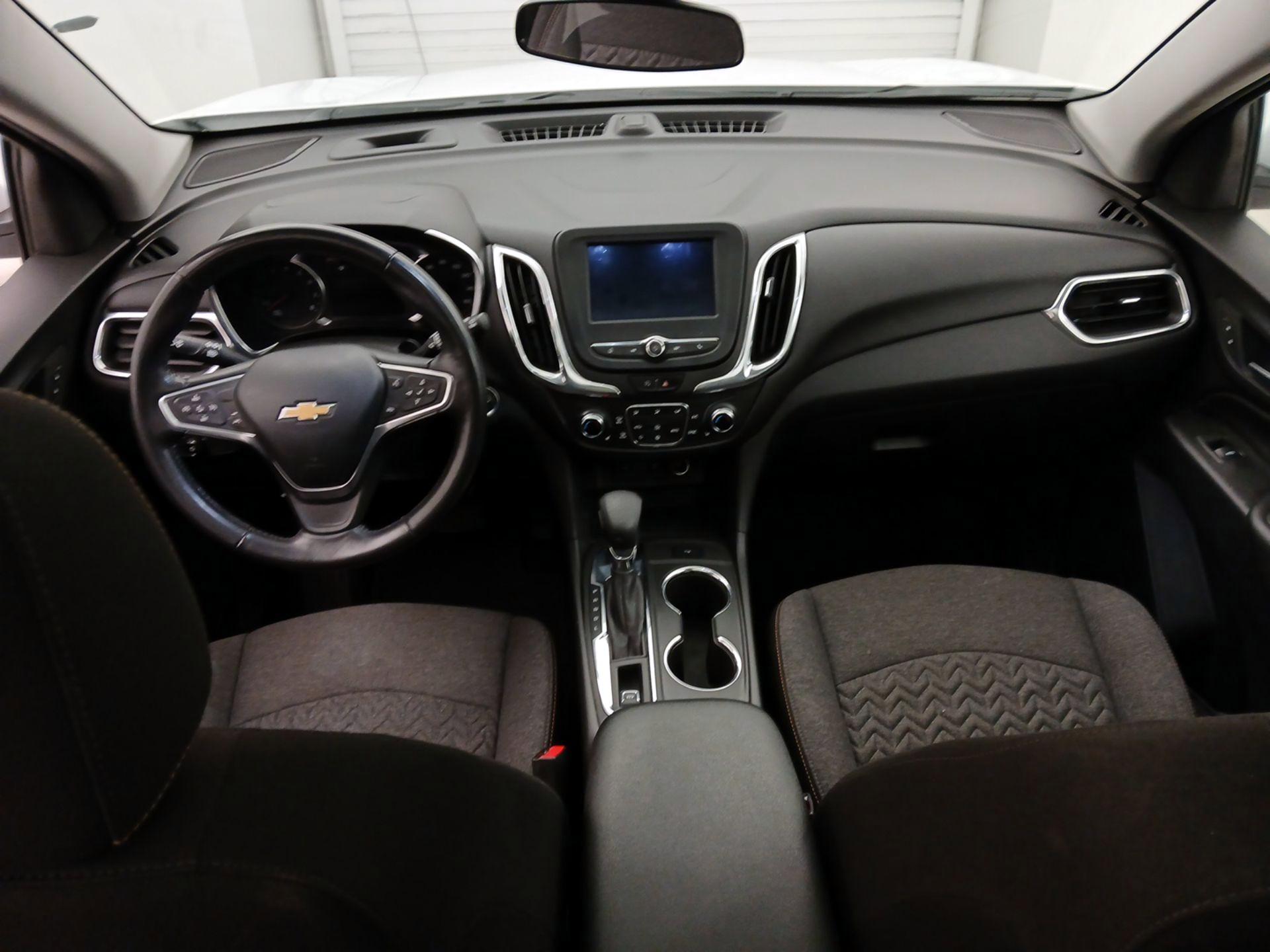 Thumbnail: 2022 Chevrolet Equinox - 9