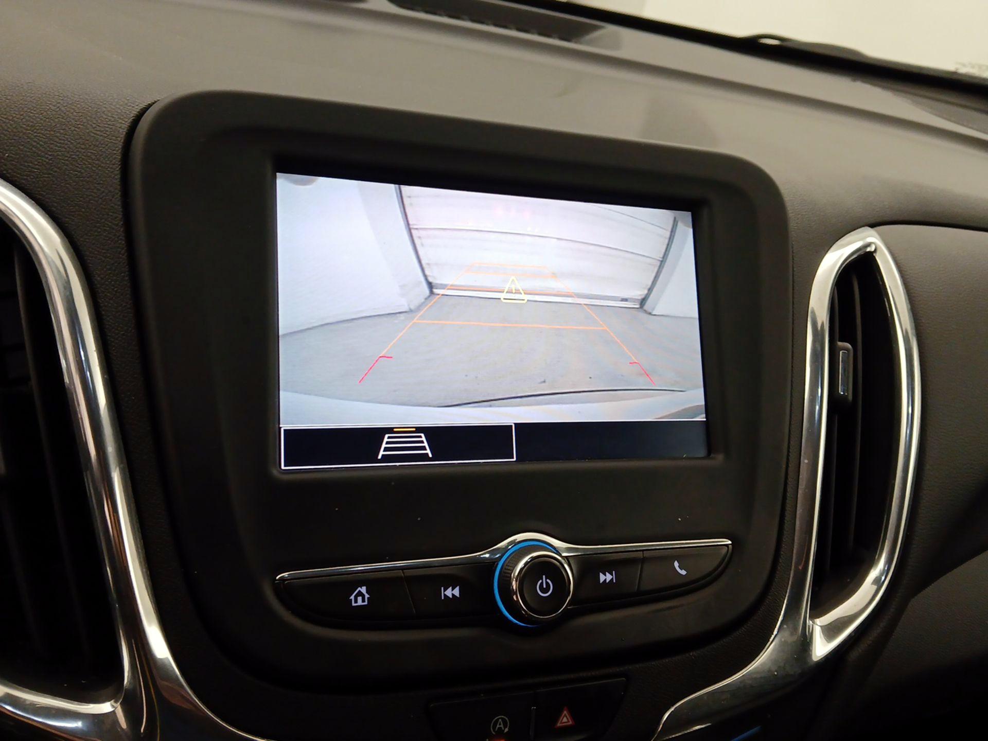 Thumbnail: 2022 Chevrolet Equinox - 14