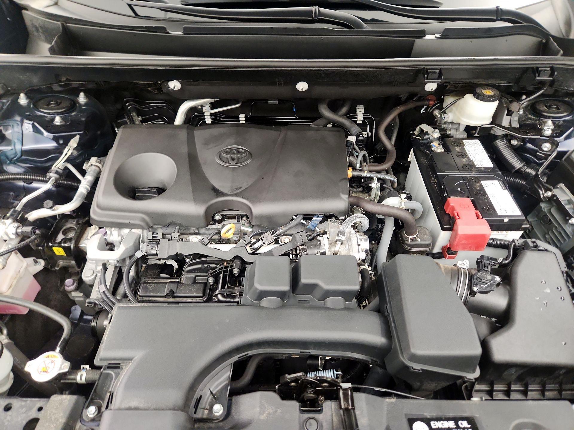 Thumbnail: 2022 Toyota RAV4 - 19