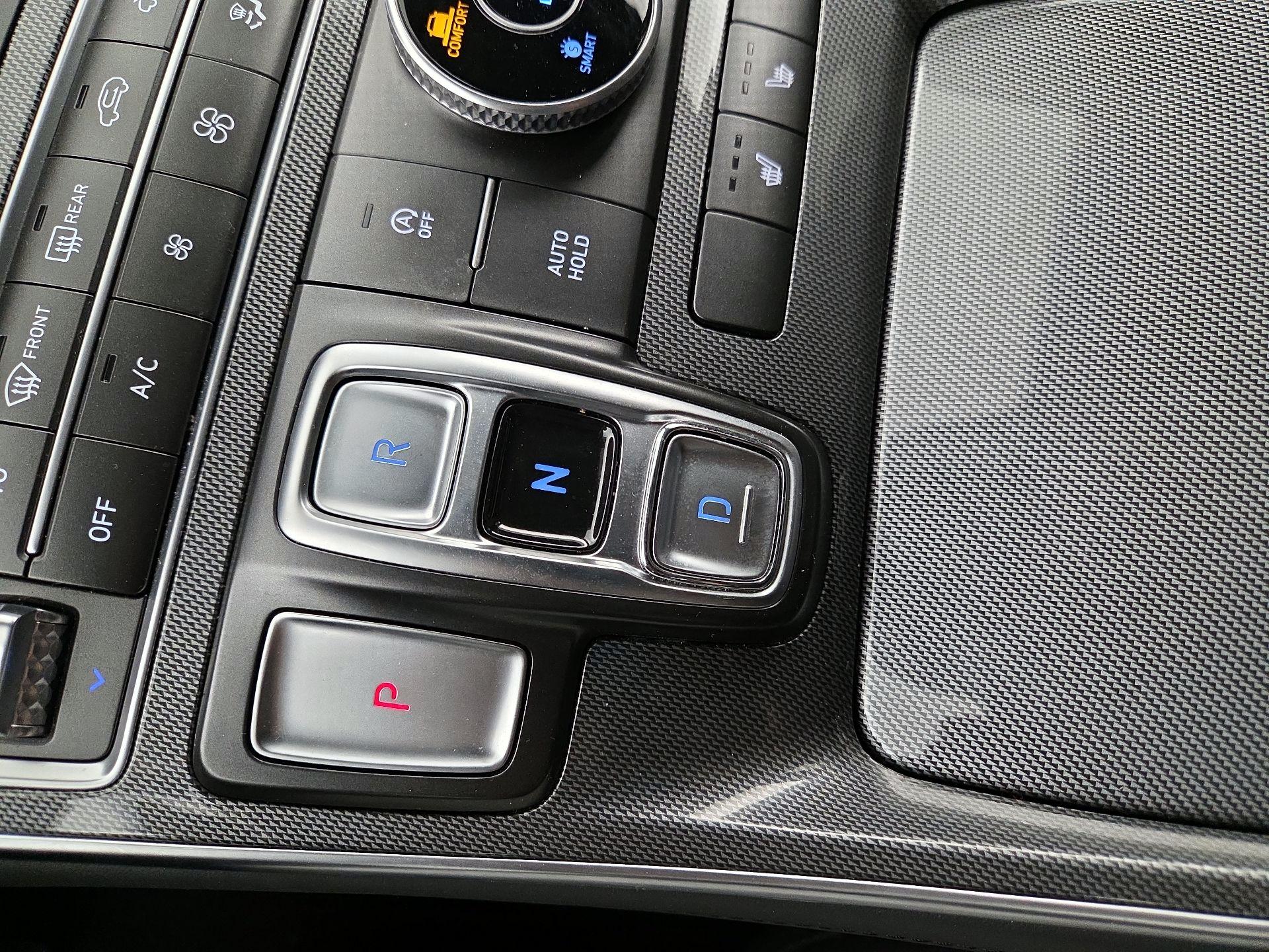 Thumbnail: 2023 Hyundai Santa Fe - 18