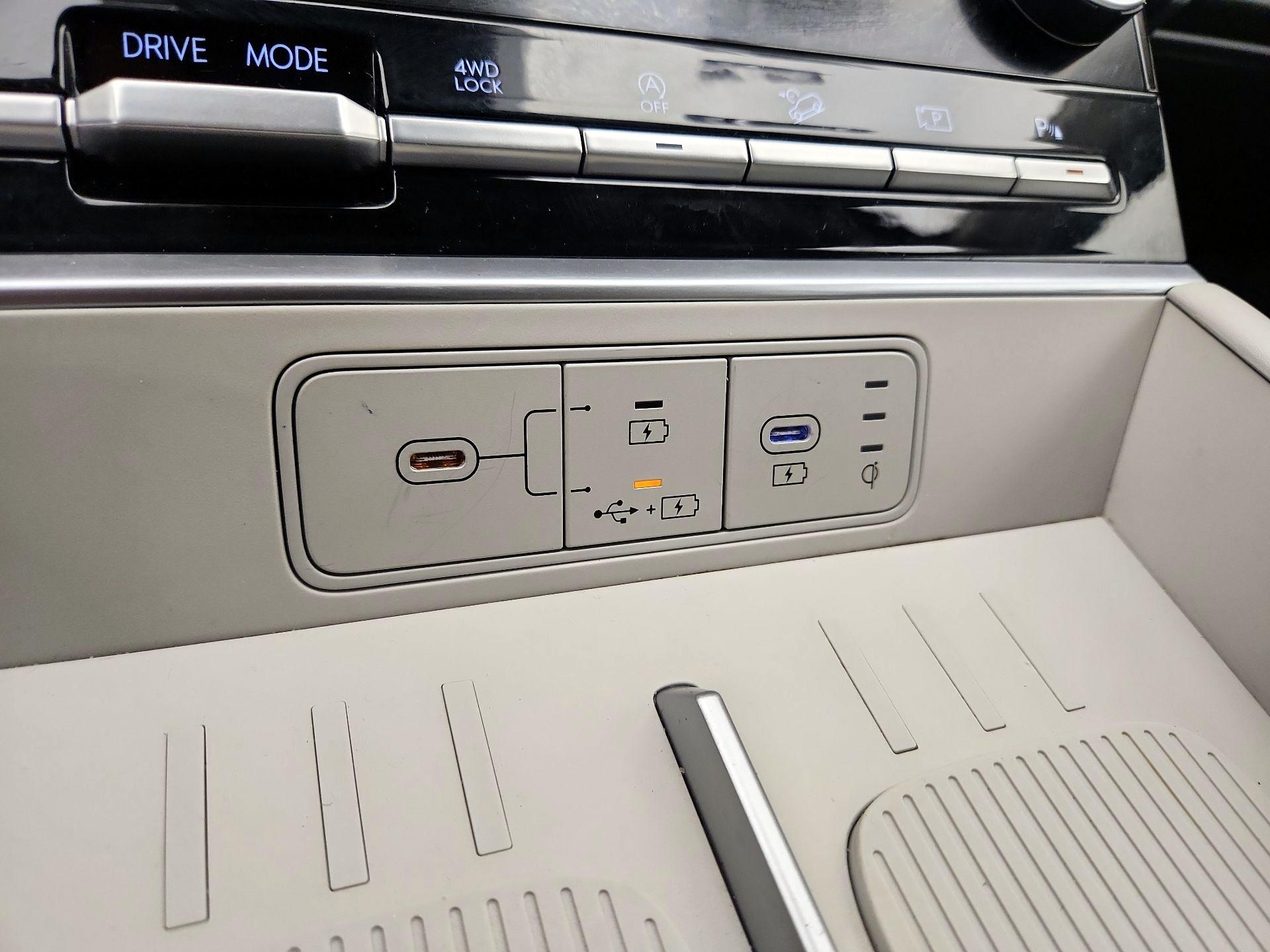 Thumbnail: 2025 Hyundai Santa Fe - 18