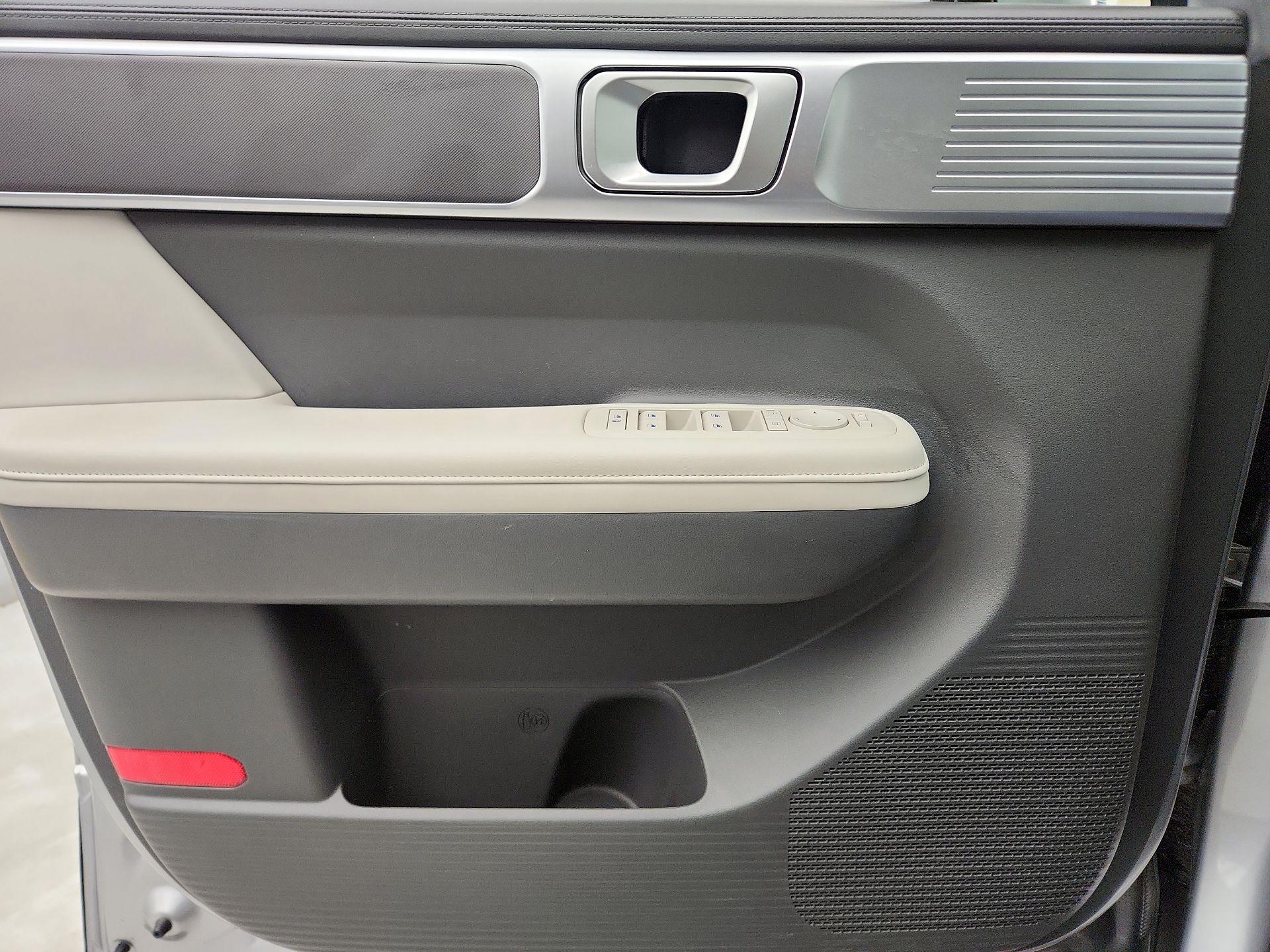 Thumbnail: 2025 Hyundai Santa Fe - 12