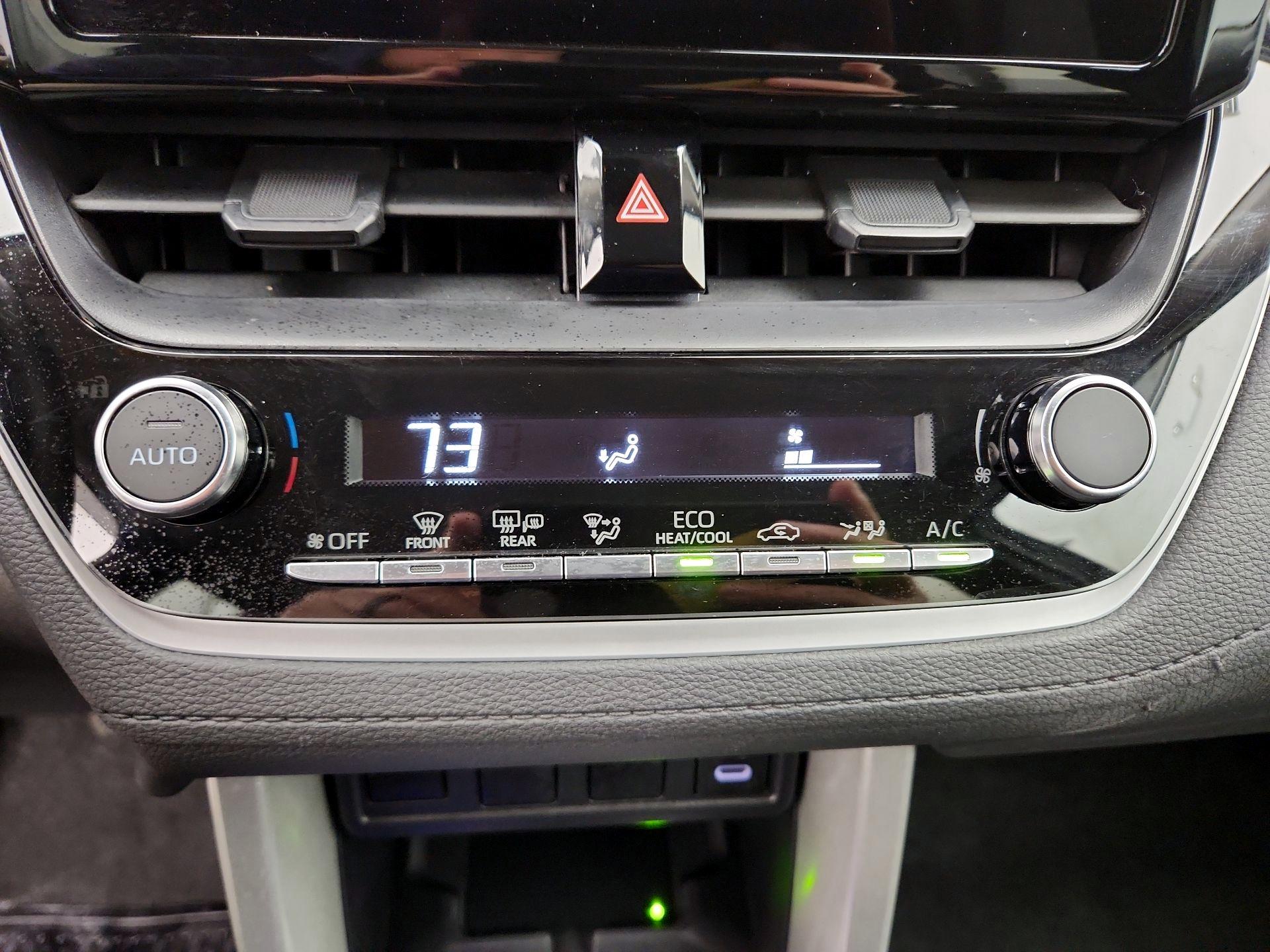 Thumbnail: 2025 Toyota Corolla Cross - 16