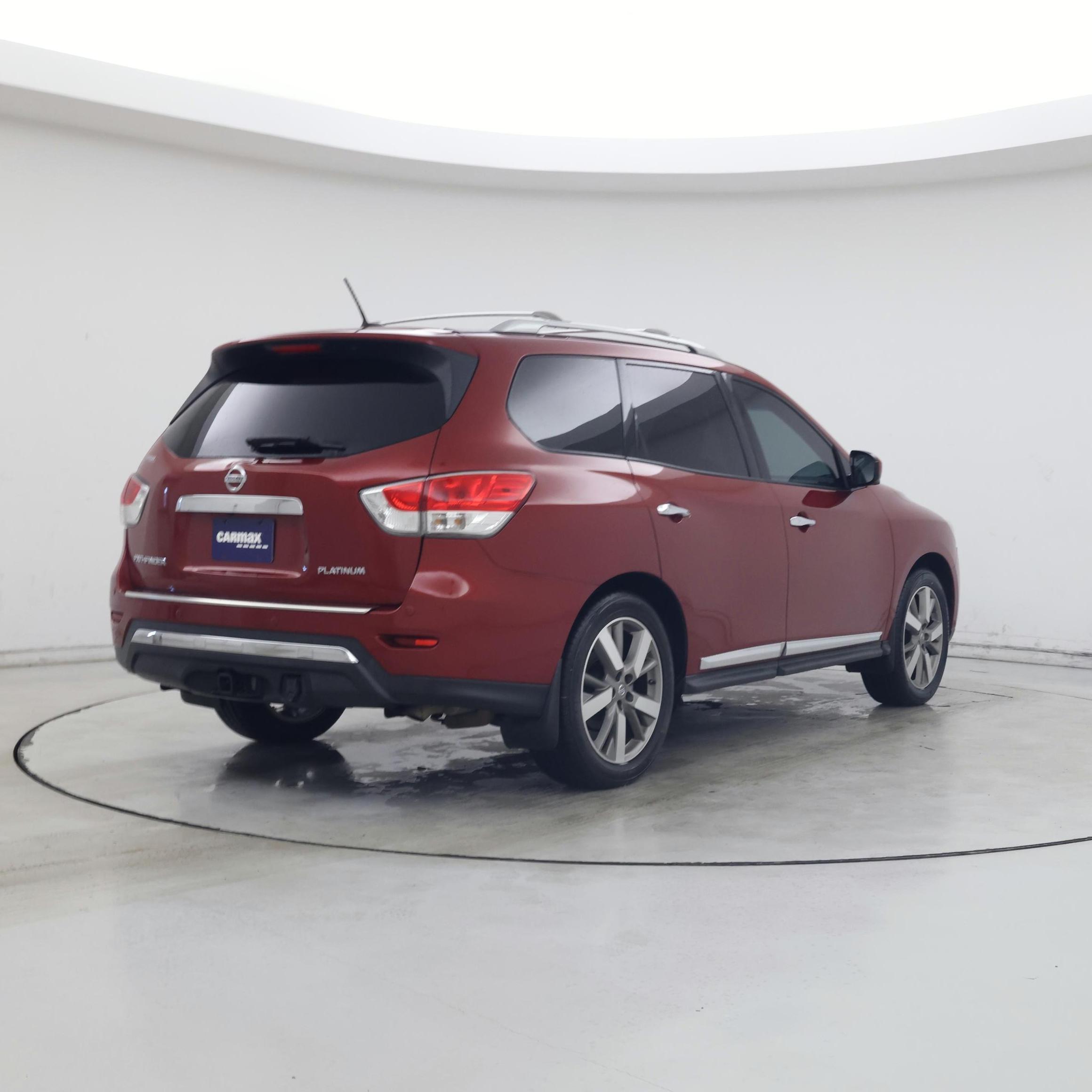 Thumbnail: 2016 Nissan Pathfinder - 8