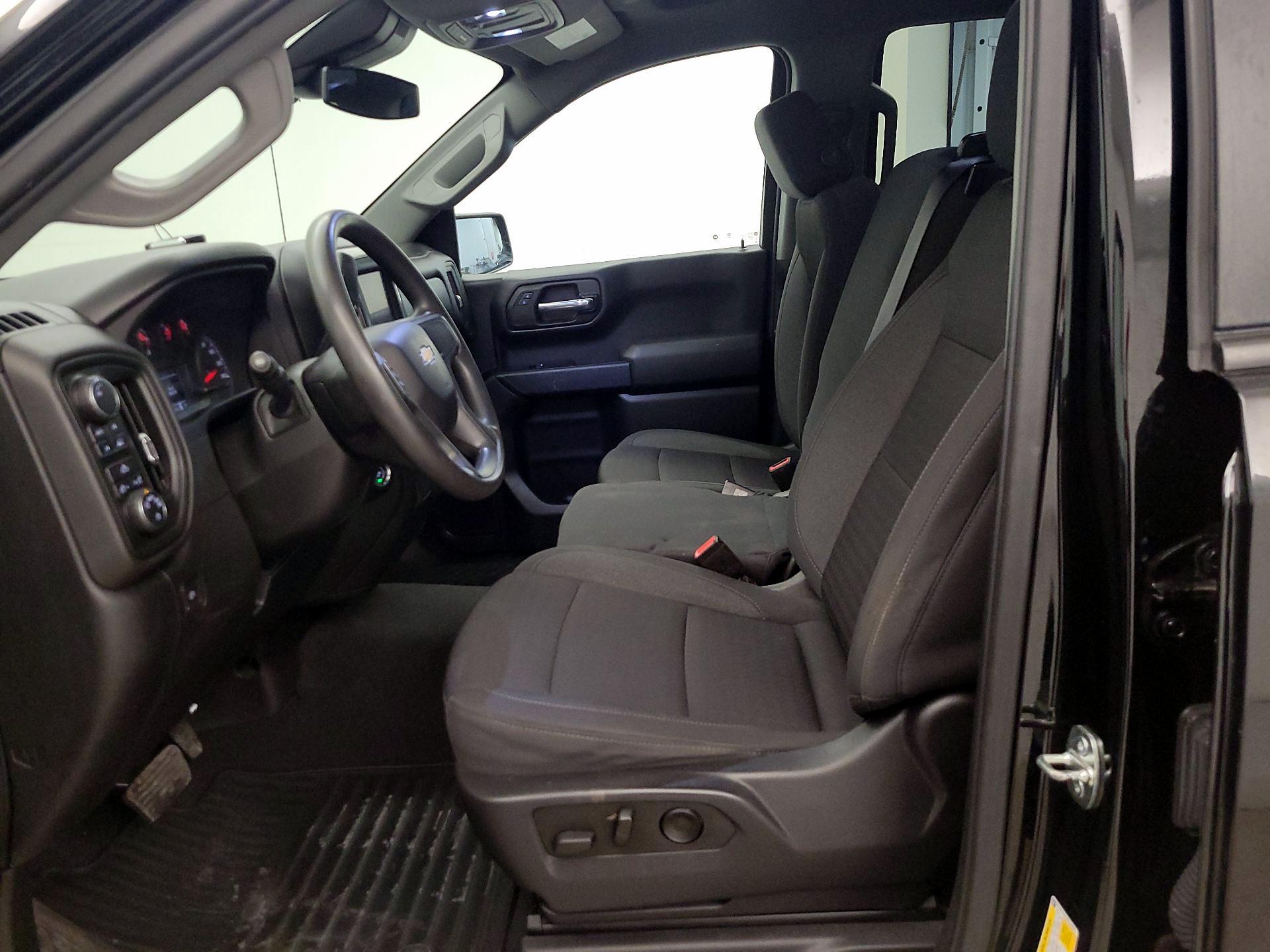 Thumbnail: 2023 Chevrolet Silverado 1500 - 11