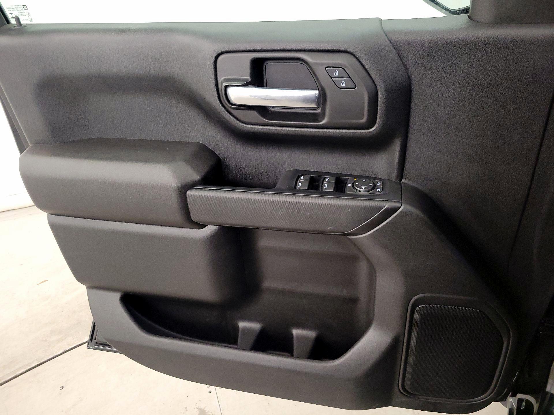 Thumbnail: 2023 Chevrolet Silverado 1500 - 12