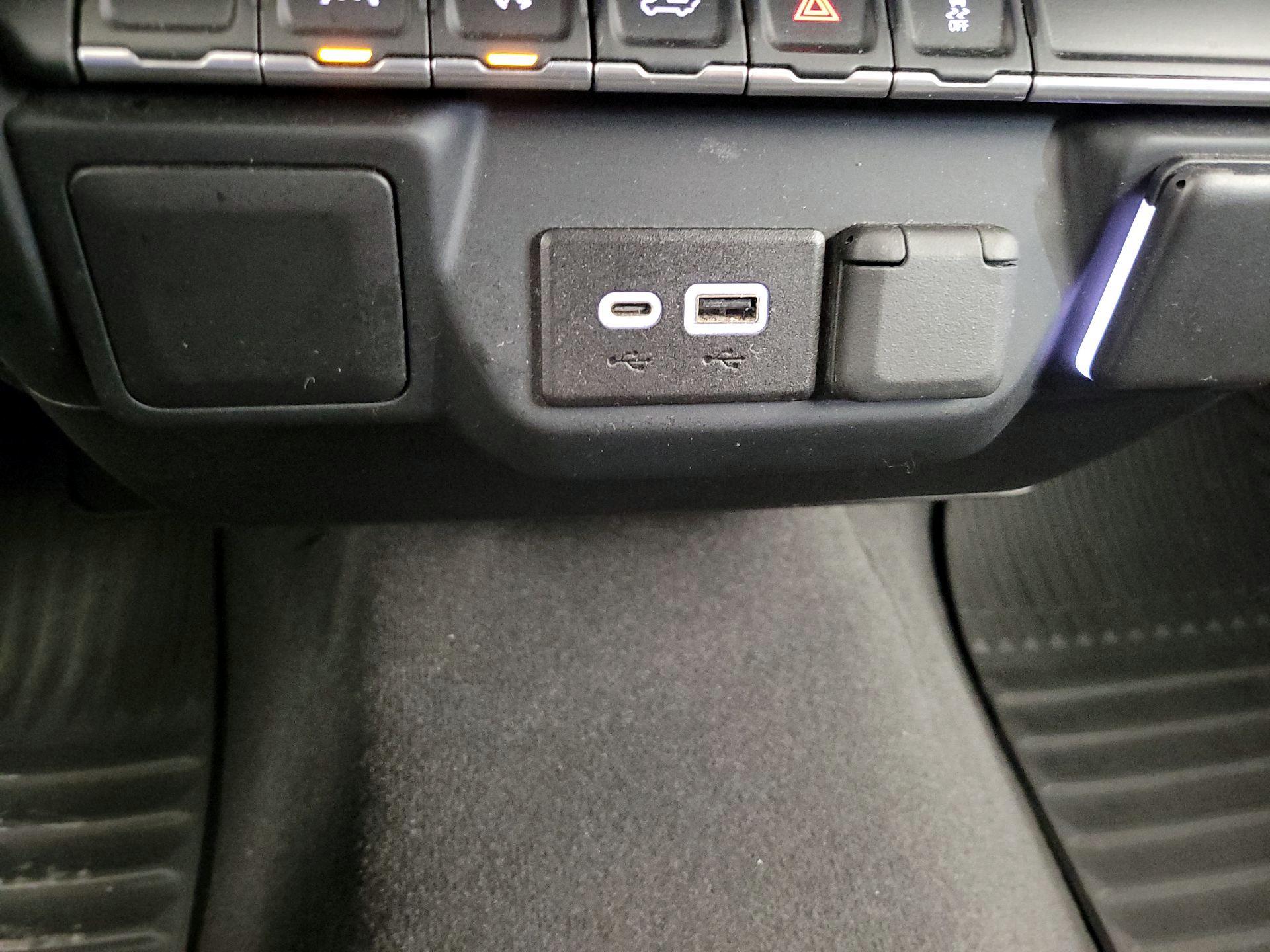 Thumbnail: 2023 Chevrolet Silverado 1500 - 18