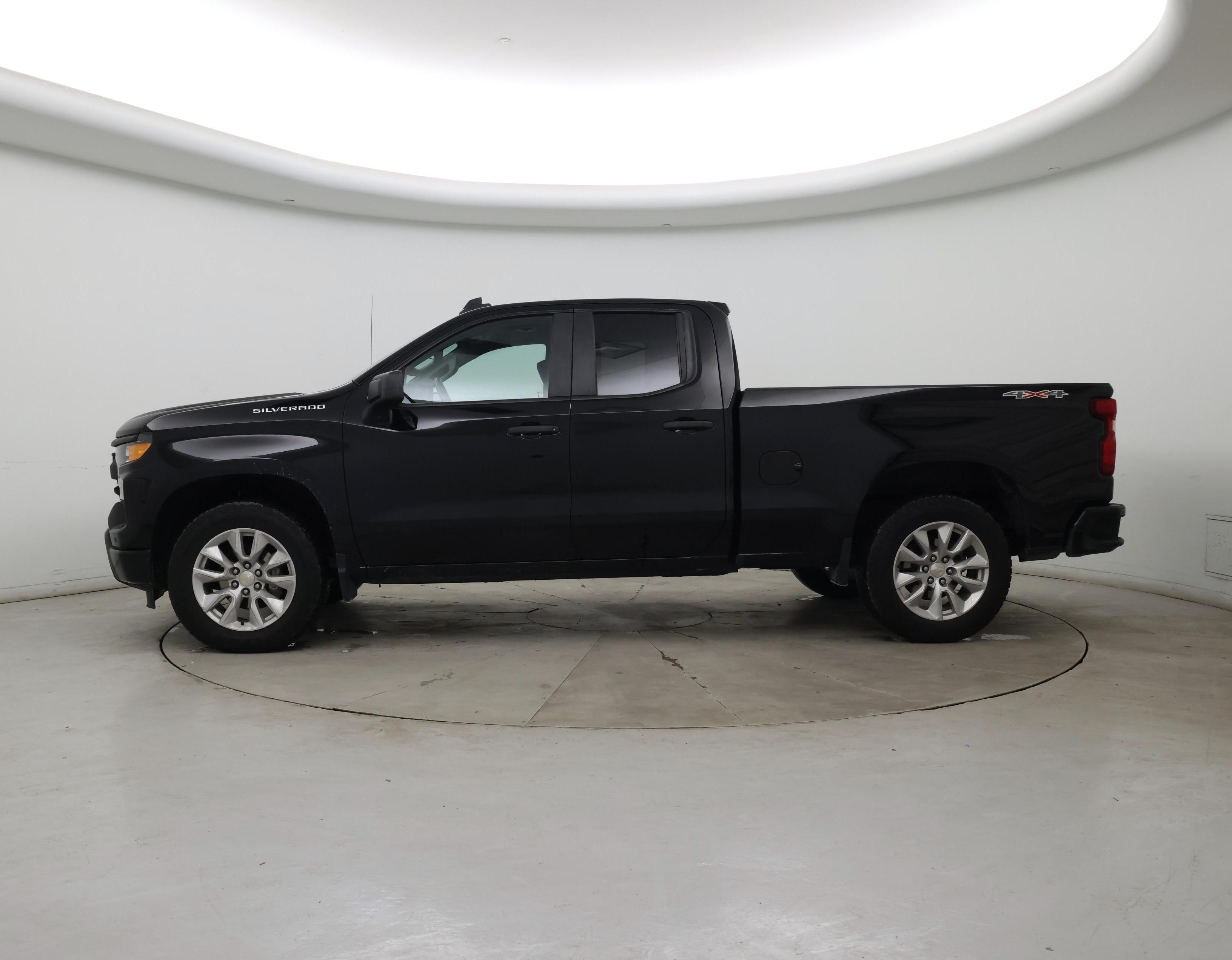 Thumbnail: 2023 Chevrolet Silverado 1500 - 3