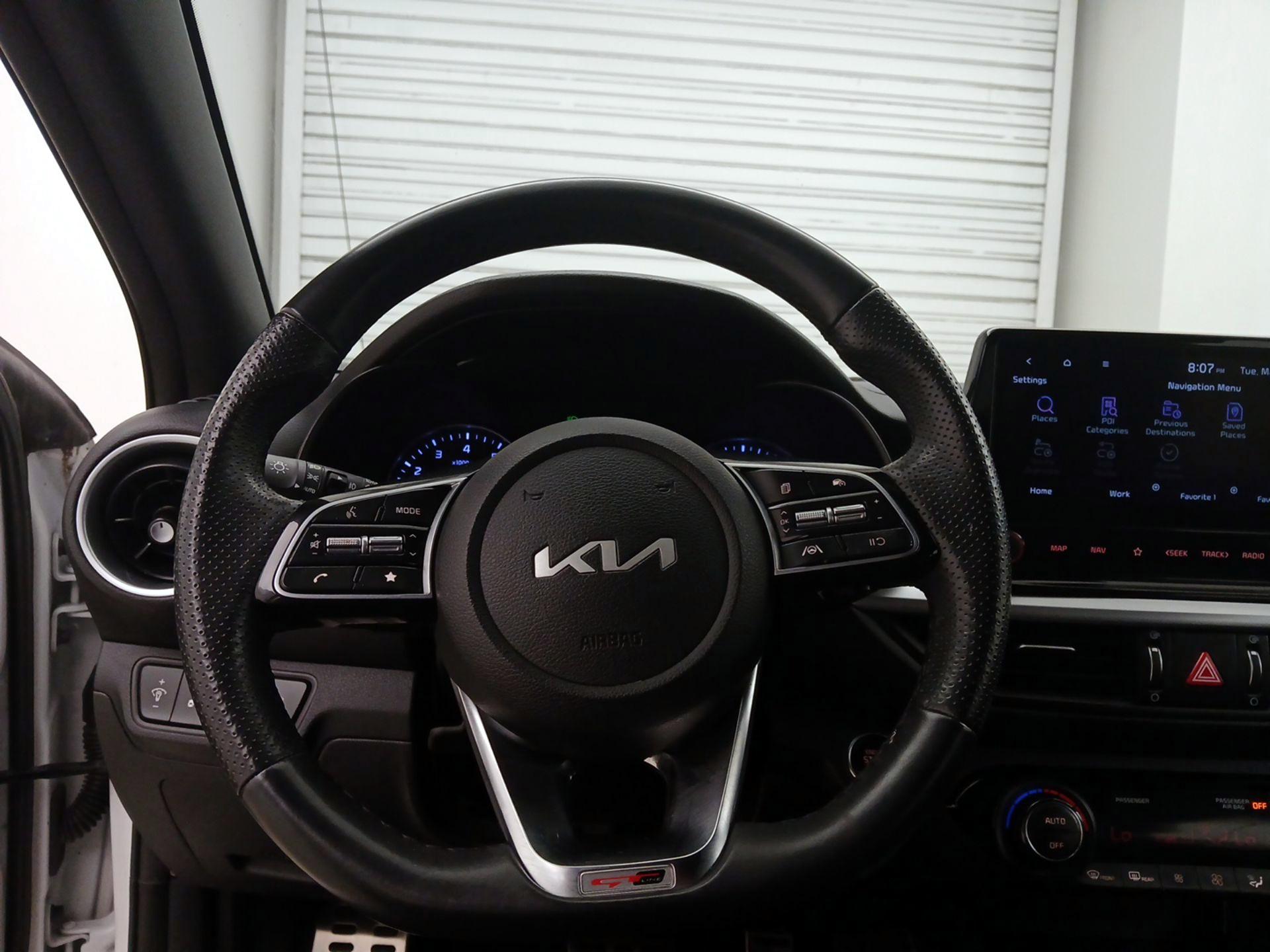 Thumbnail: 2023 Kia Forte - 10