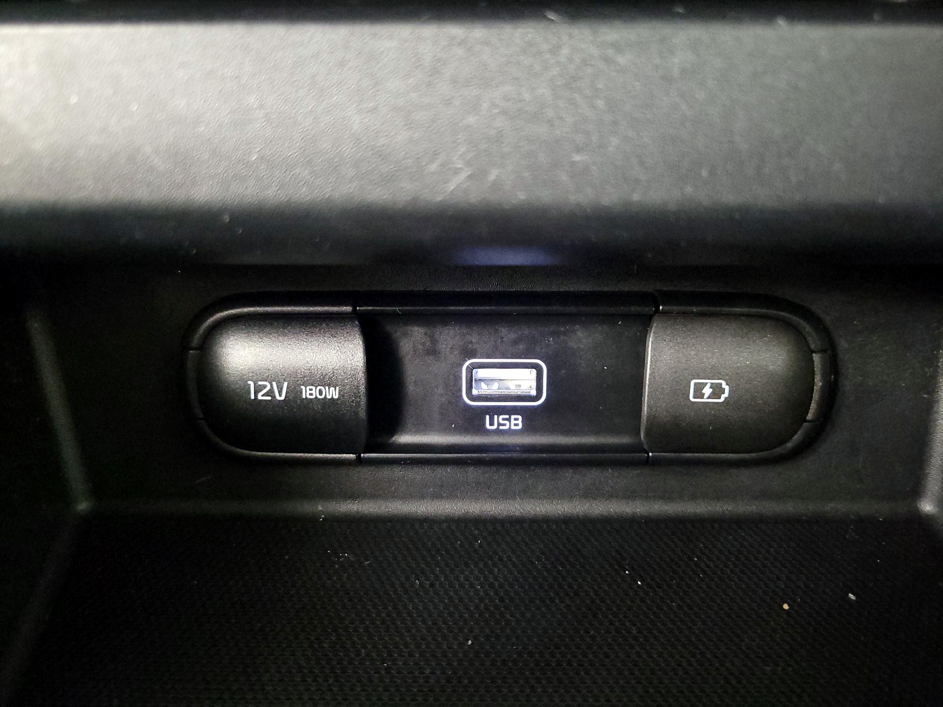 Thumbnail: 2023 Kia Seltos - 19