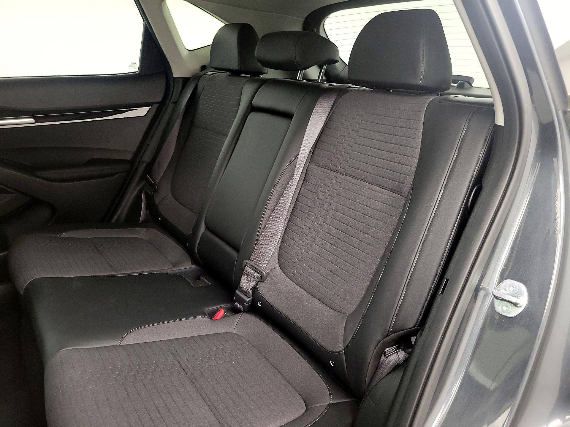 Thumbnail: 2023 Kia Seltos - 20