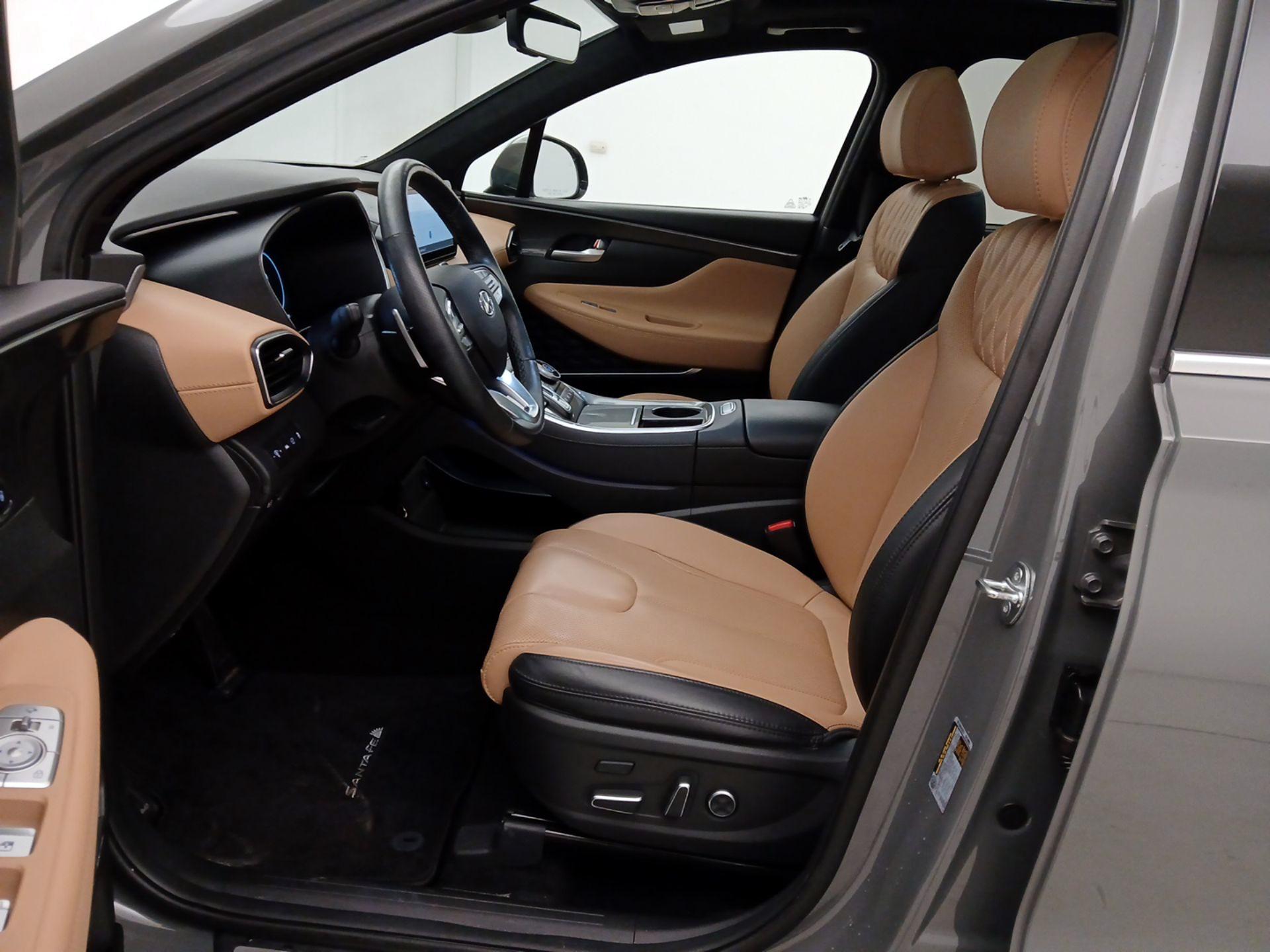 Thumbnail: 2023 Hyundai Santa Fe - 11