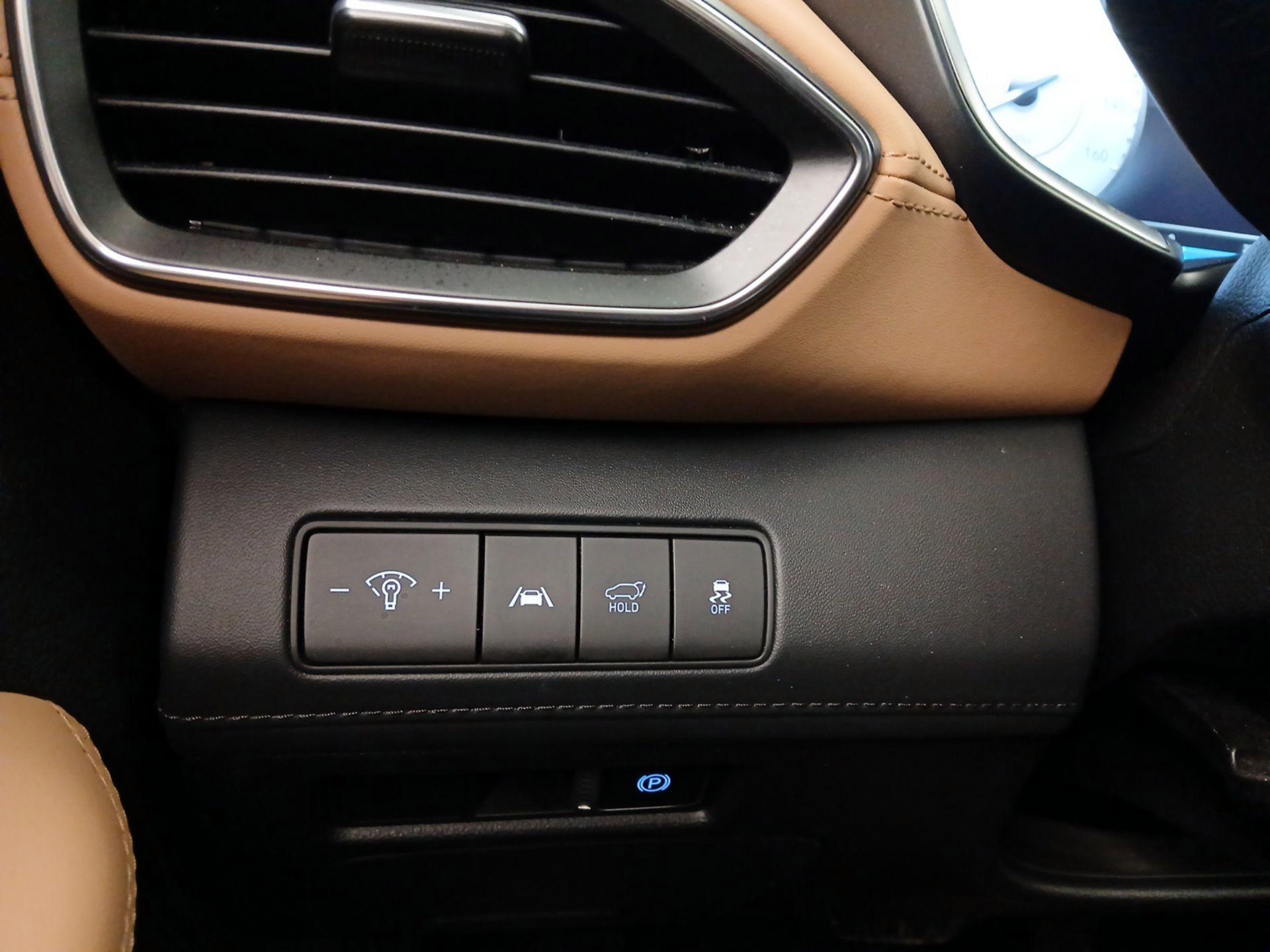 Thumbnail: 2023 Hyundai Santa Fe - 13