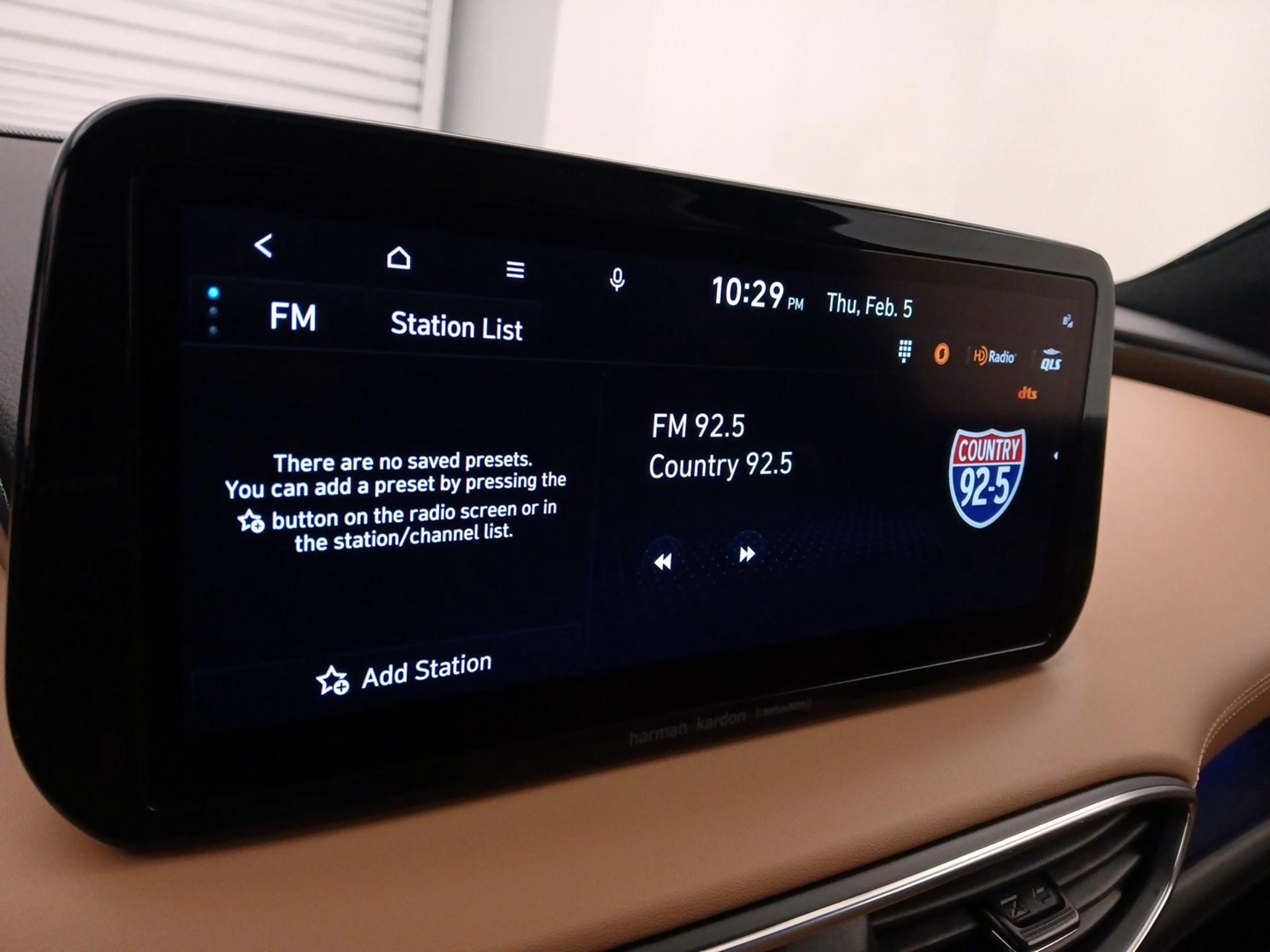 Thumbnail: 2023 Hyundai Santa Fe - 16