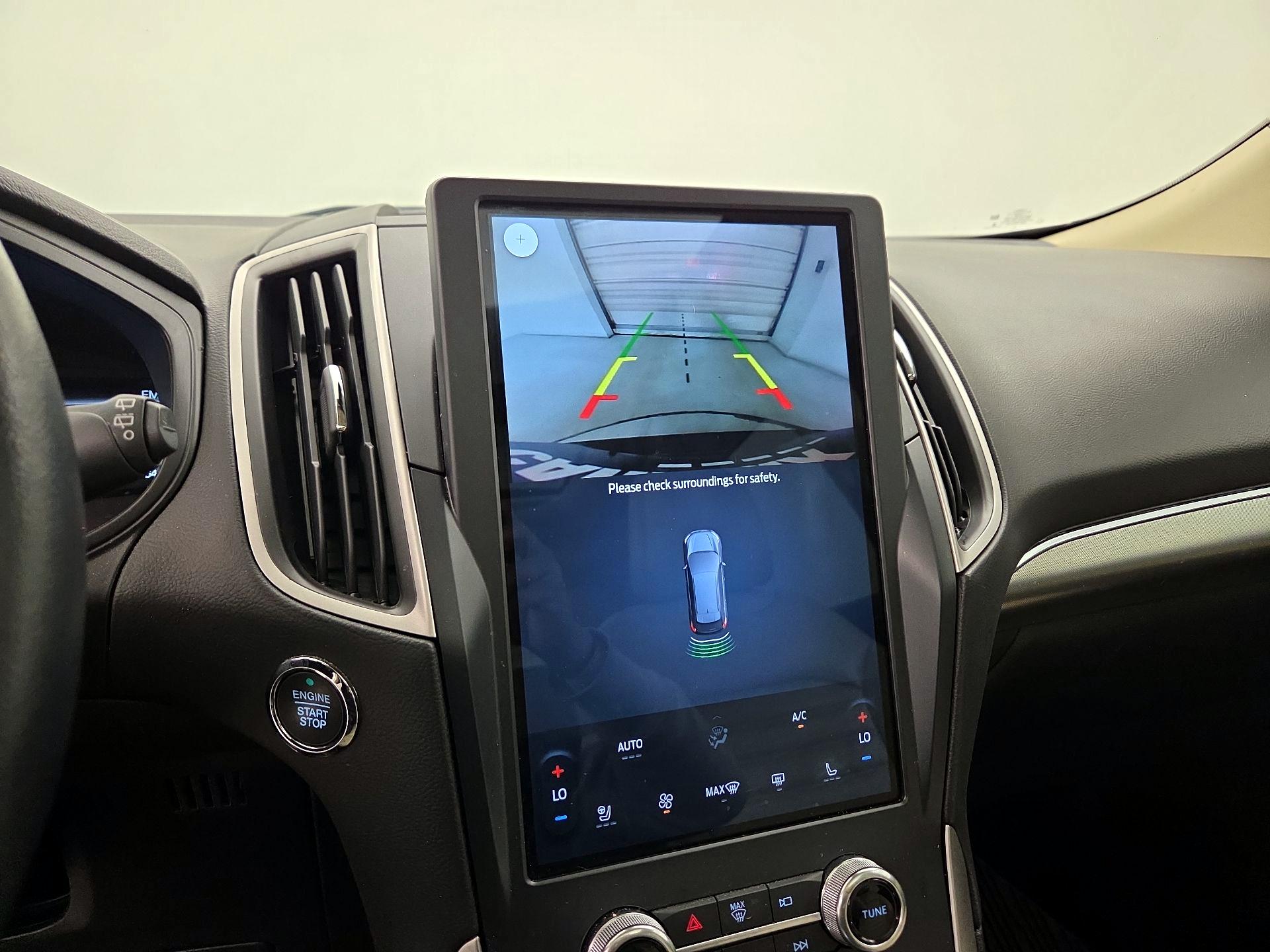 Thumbnail: 2022 Ford Edge - 14