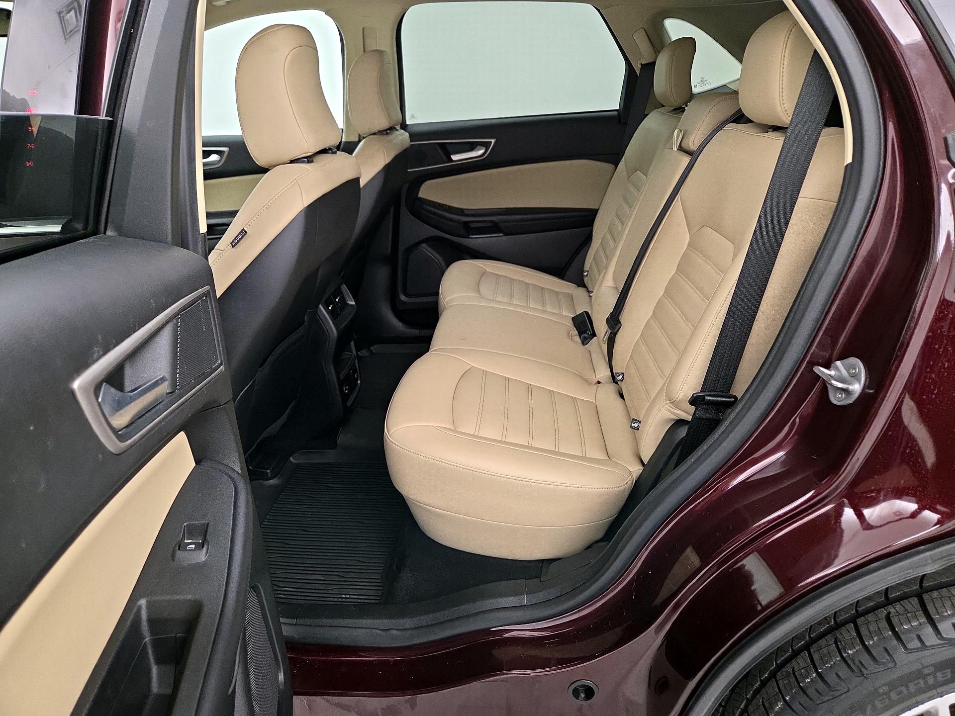 Thumbnail: 2022 Ford Edge - 20