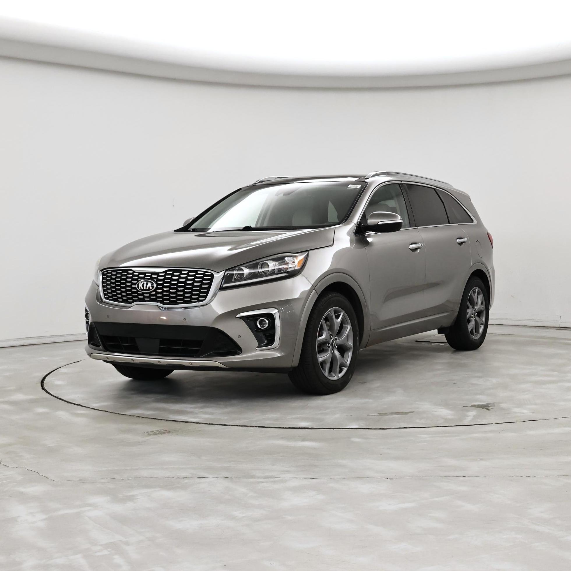 Thumbnail: 2019 Kia Sorento - 4