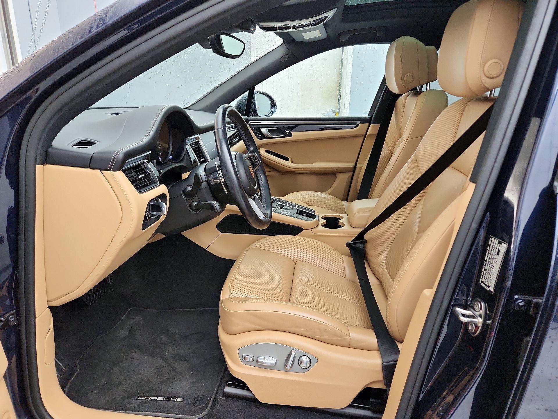 Thumbnail: 2018 Porsche Macan - 11