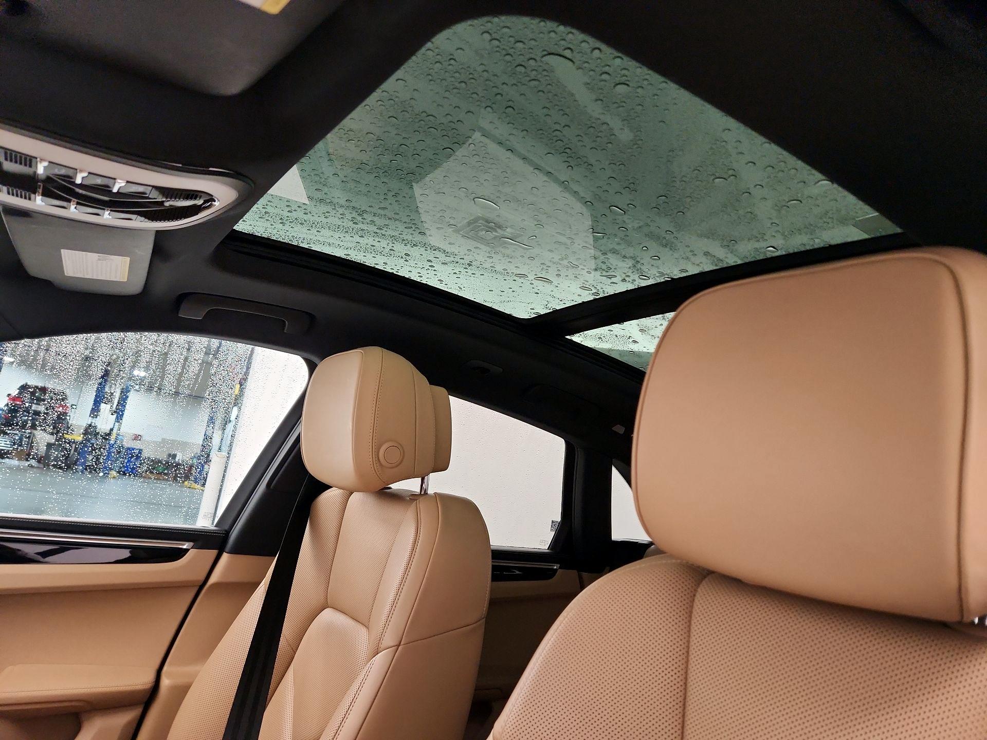 Thumbnail: 2018 Porsche Macan - 20