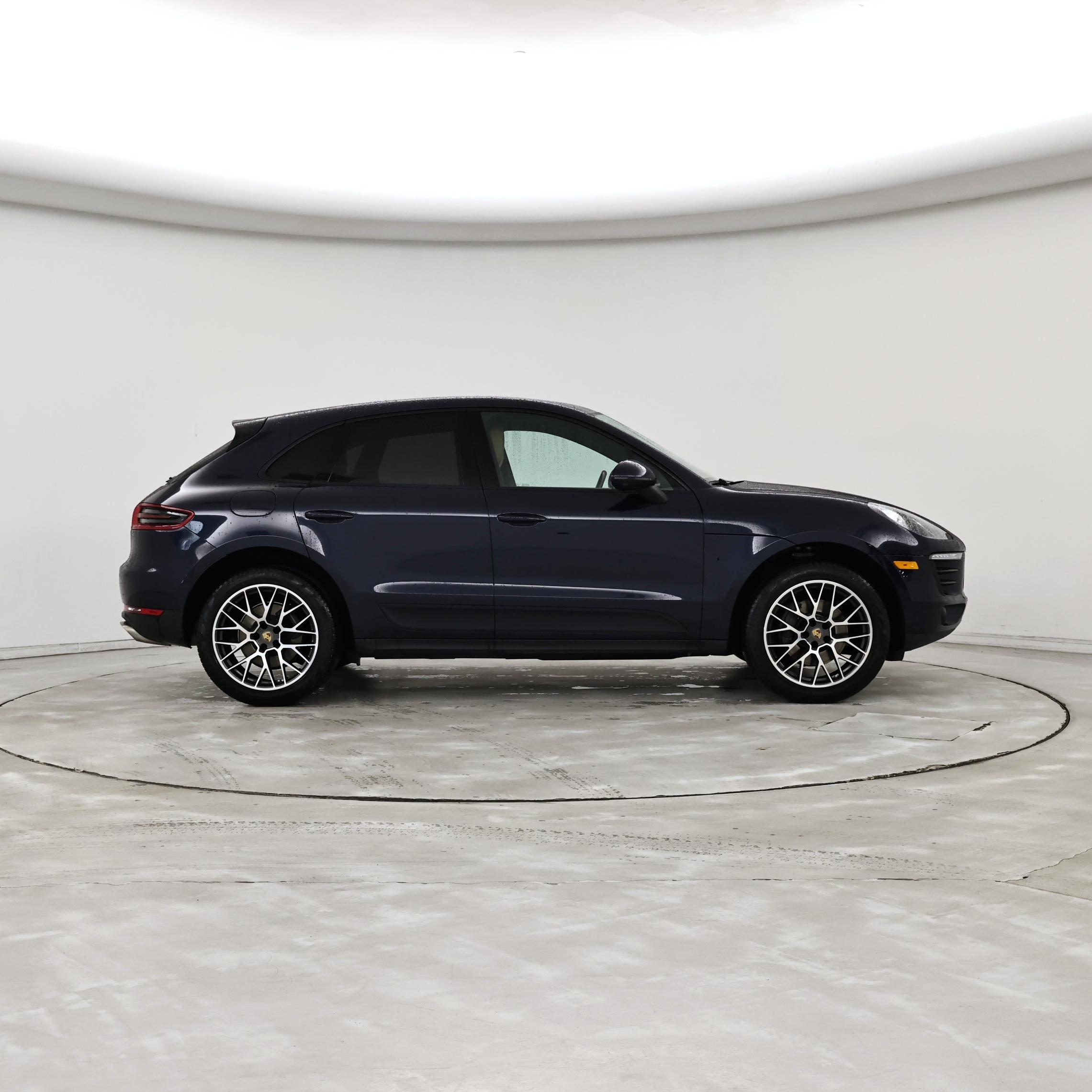 Thumbnail: 2018 Porsche Macan - 7