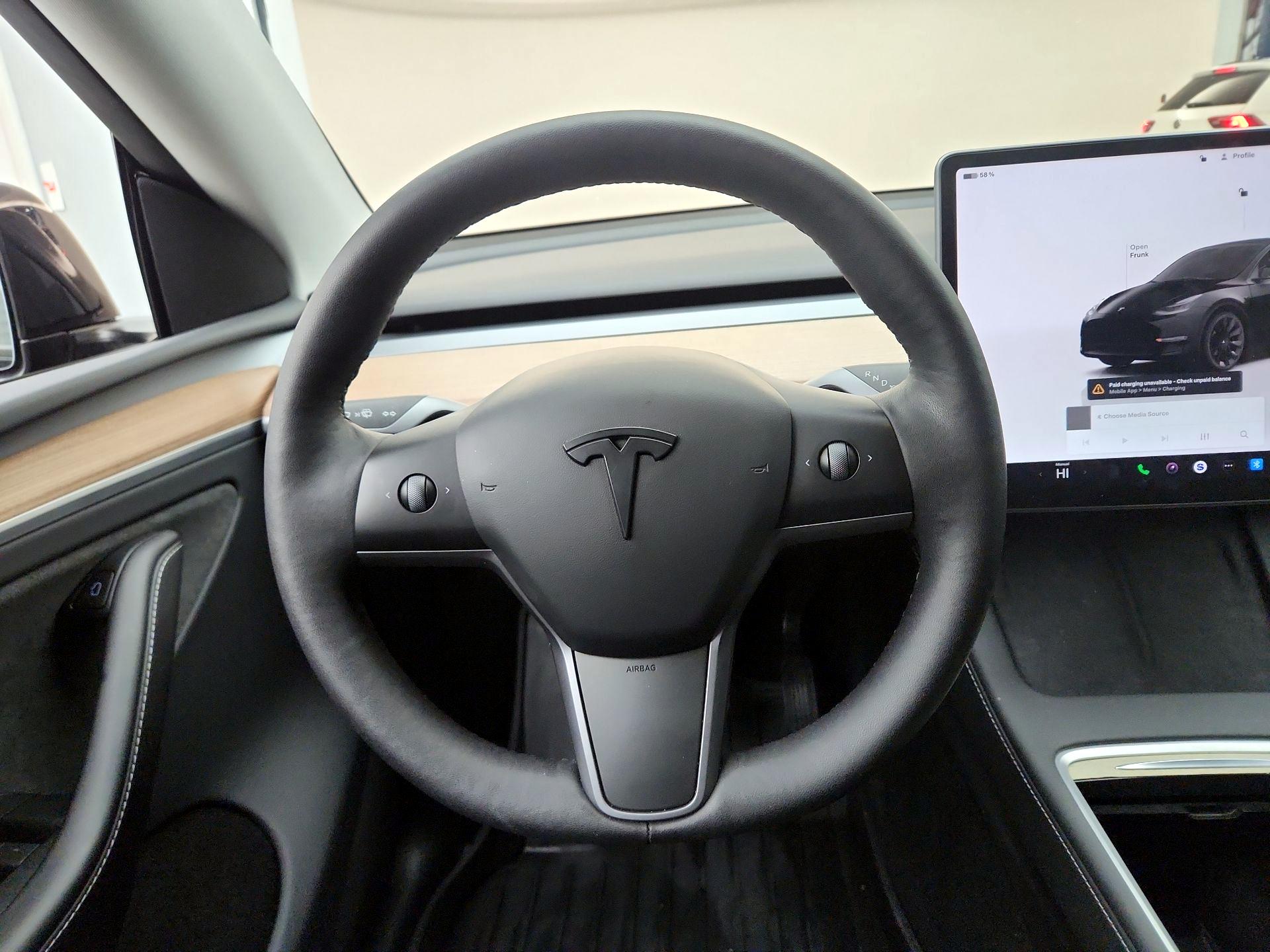 Thumbnail: 2023 Tesla Model Y - 10