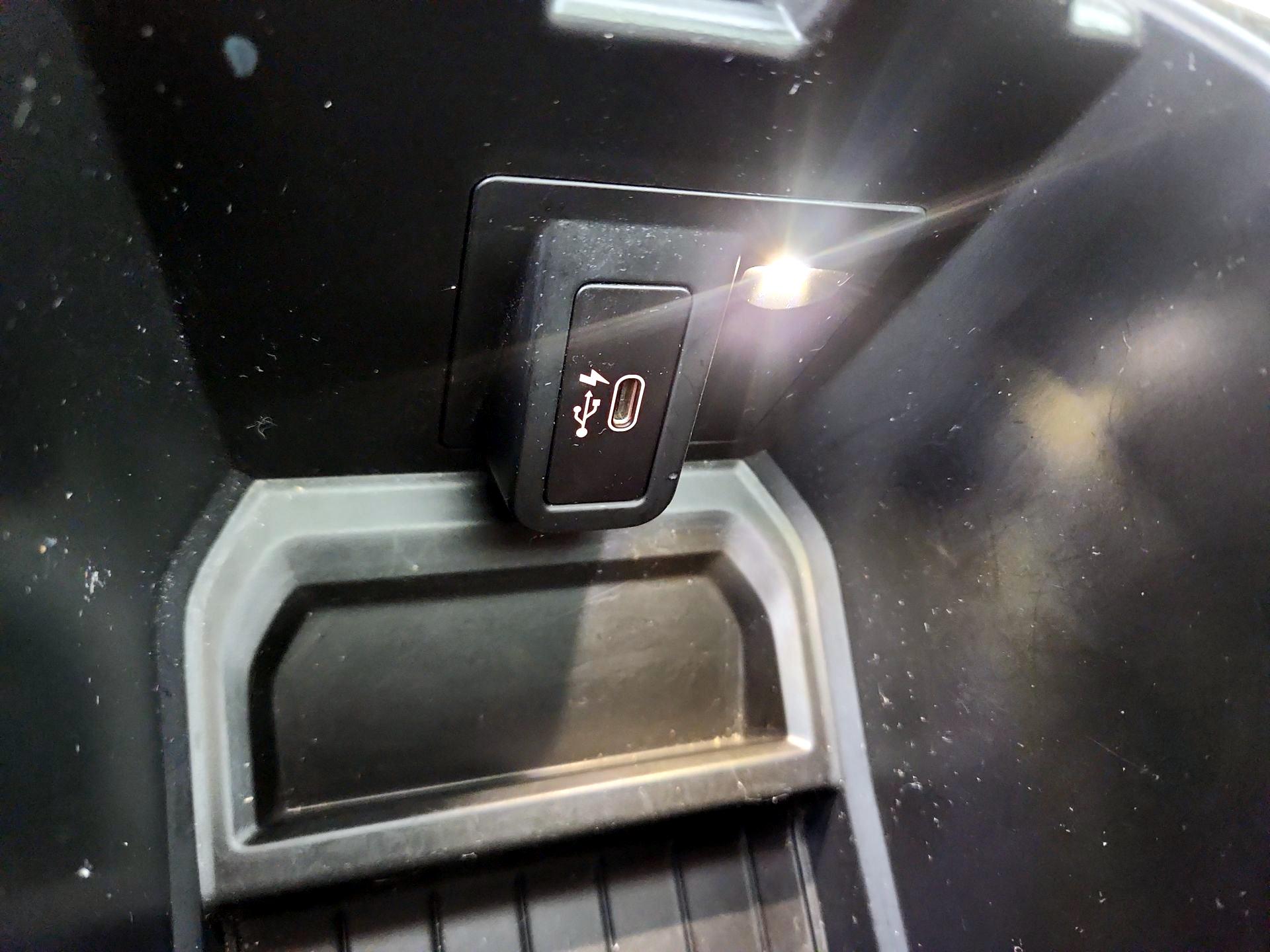 Thumbnail: 2021 BMW X3 - 19