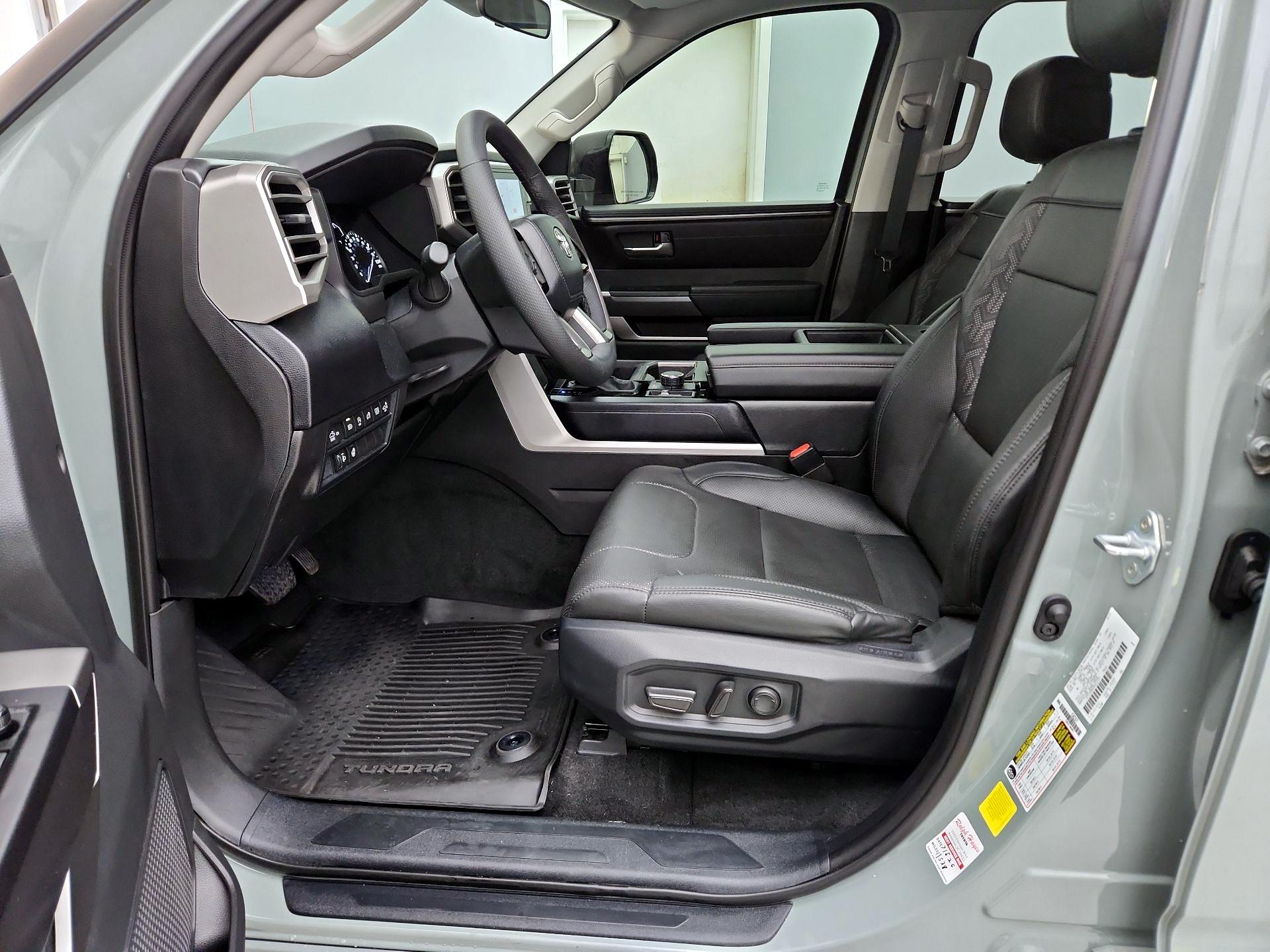 Thumbnail: 2024 Toyota Tundra - 11