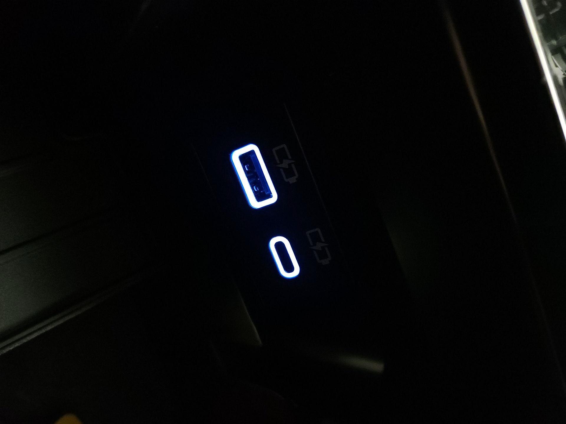 Thumbnail: 2024 Toyota Tundra - 18