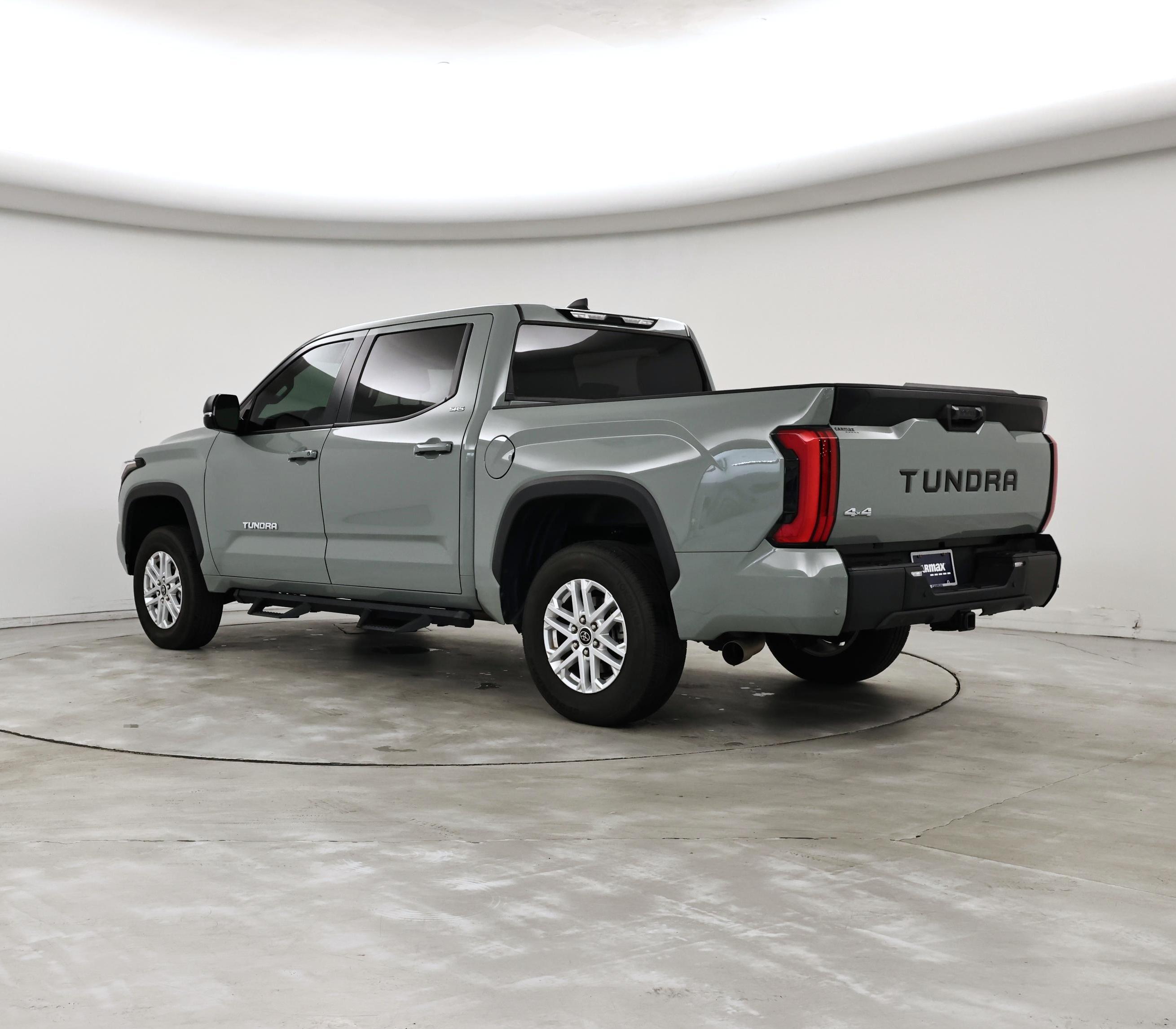 Thumbnail: 2024 Toyota Tundra - 2