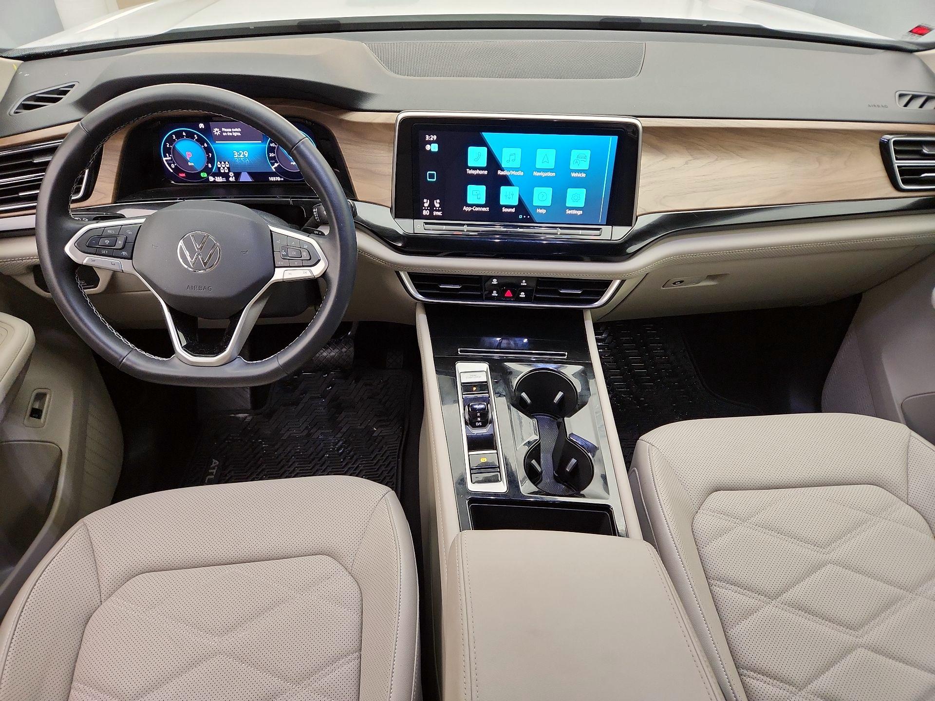 Thumbnail: 2024 Volkswagen Atlas - 9