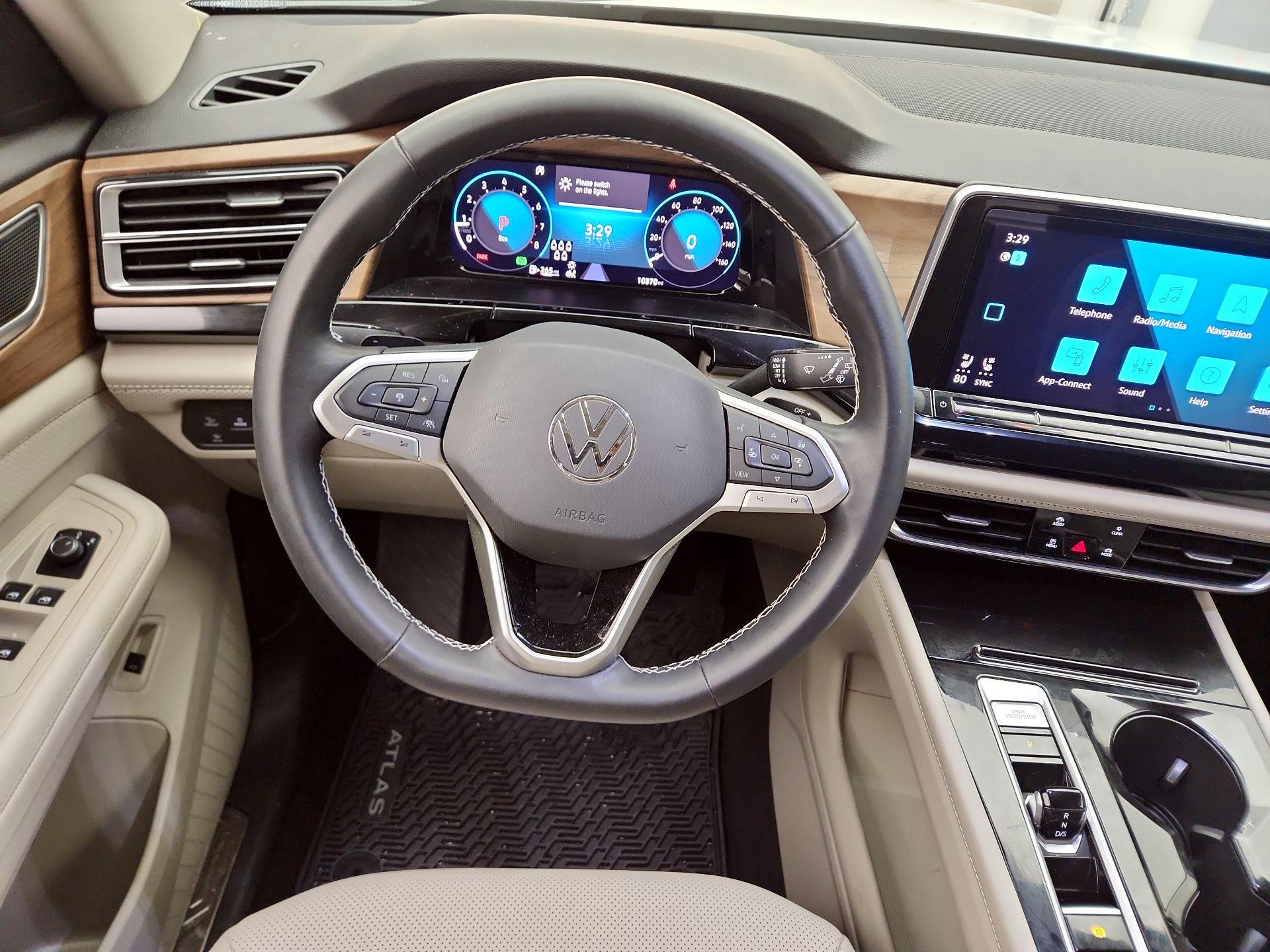 Thumbnail: 2024 Volkswagen Atlas - 10