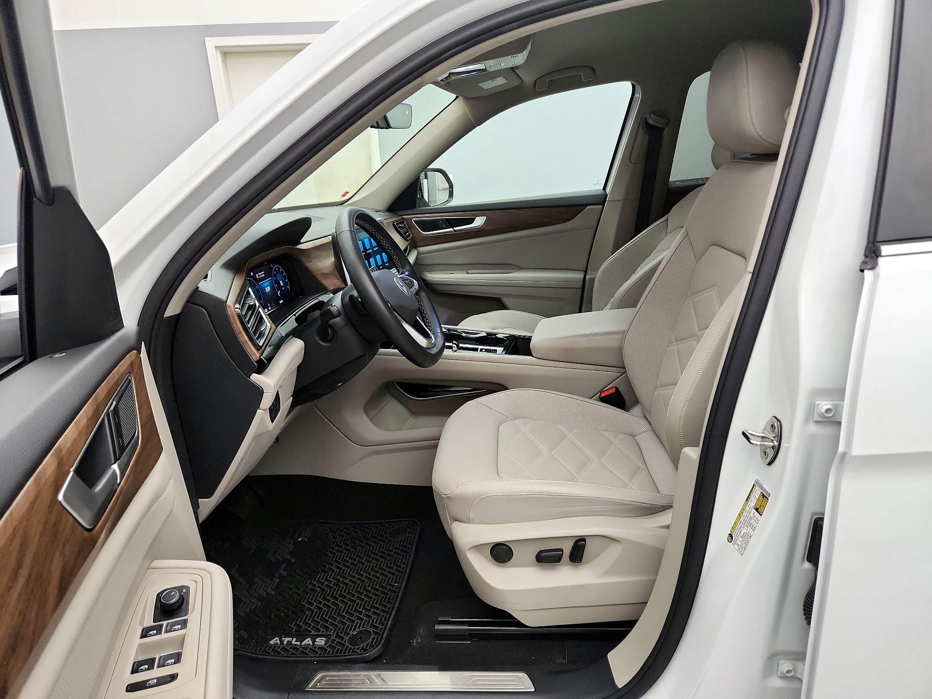 Thumbnail: 2024 Volkswagen Atlas - 11