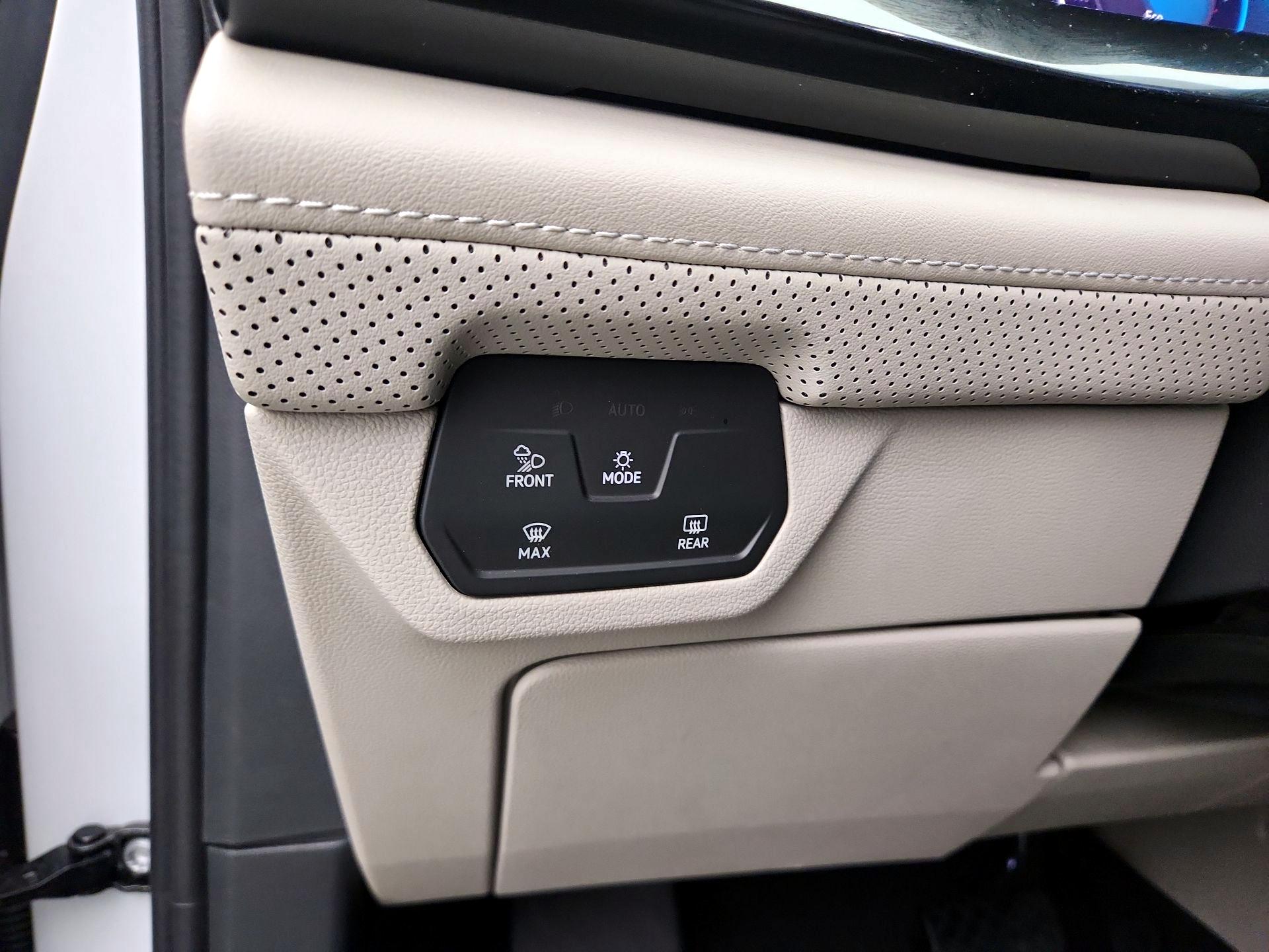 Thumbnail: 2024 Volkswagen Atlas - 13