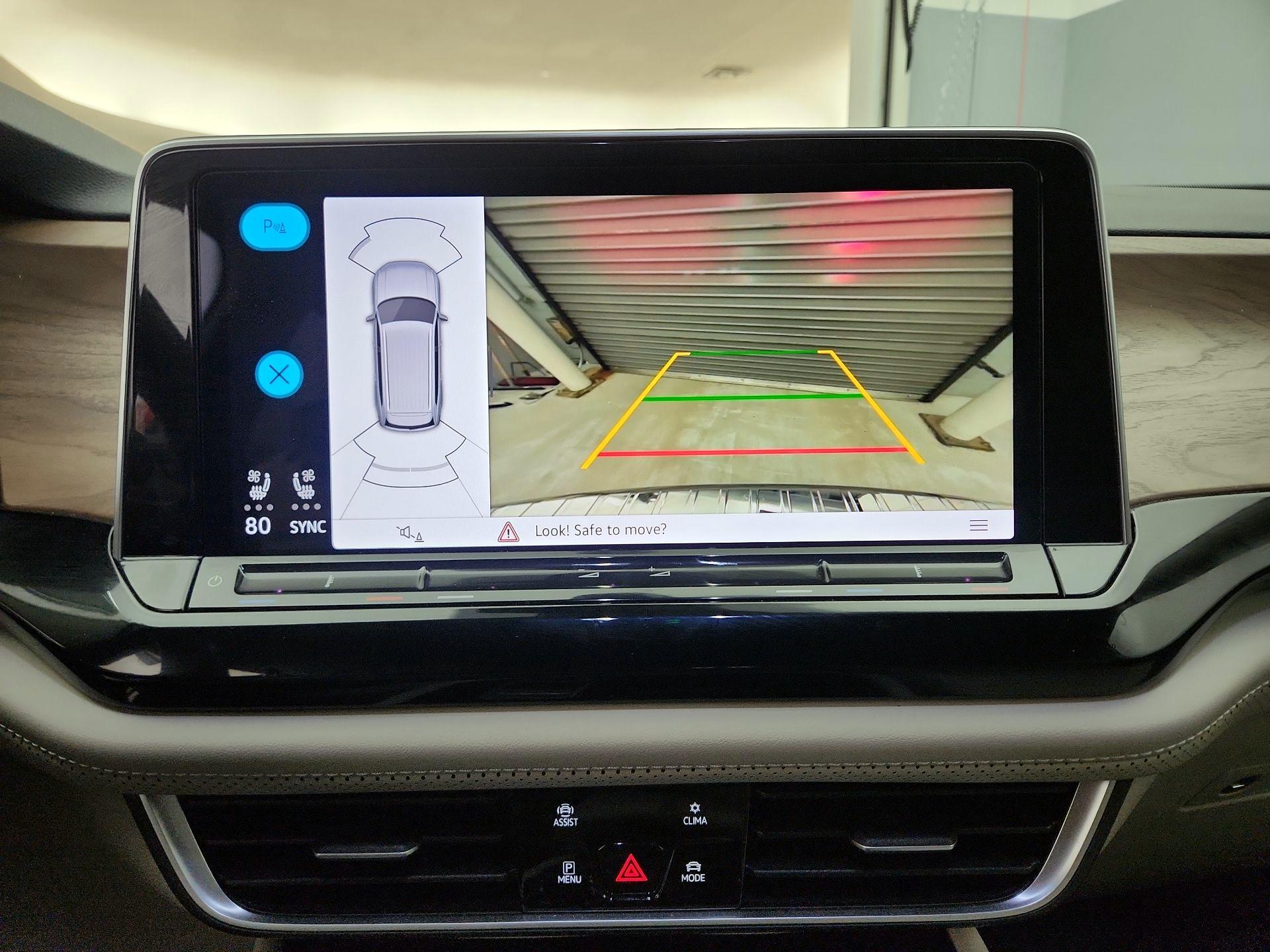 Thumbnail: 2024 Volkswagen Atlas - 14