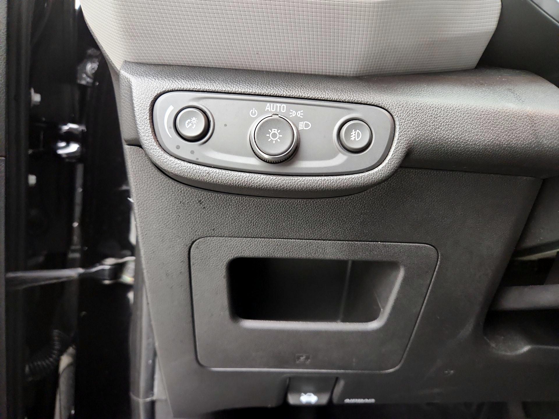 Thumbnail: 2021 Chevrolet TrailBlazer - 13