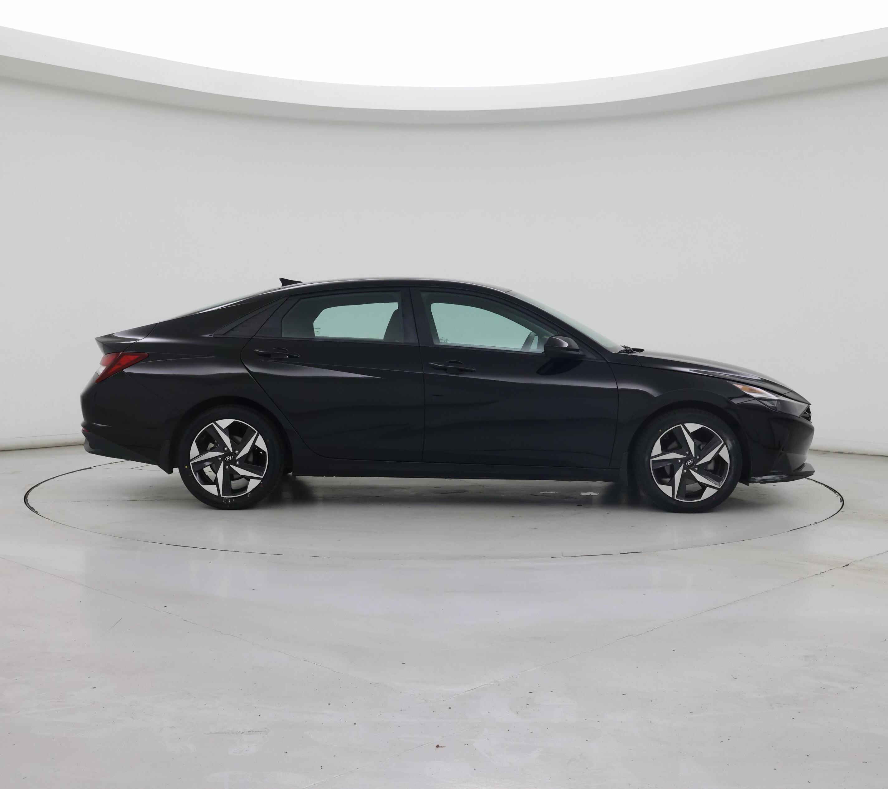 Thumbnail: 2023 Hyundai Elantra - 7