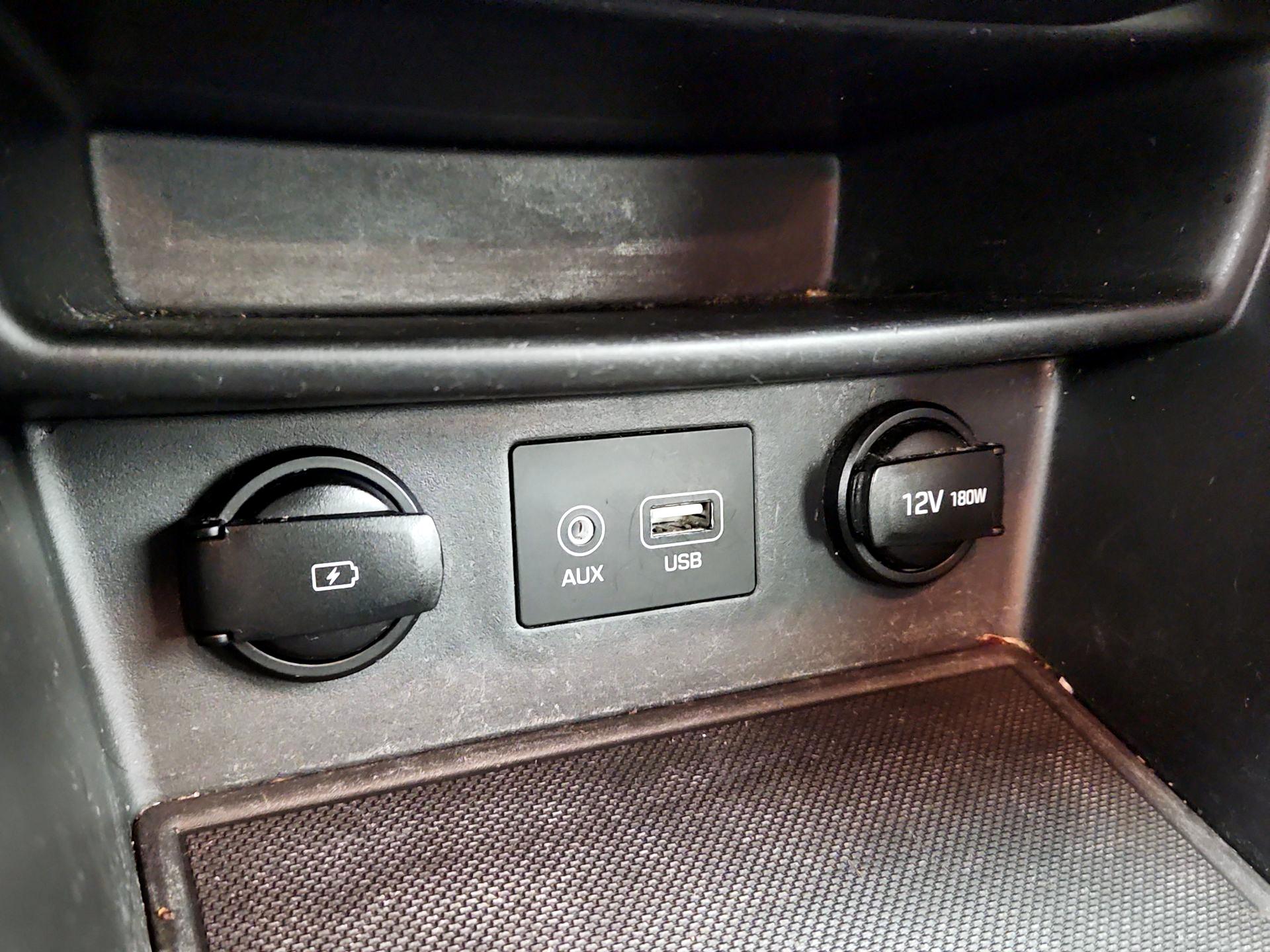 Thumbnail: 2019 Hyundai Kona - 18