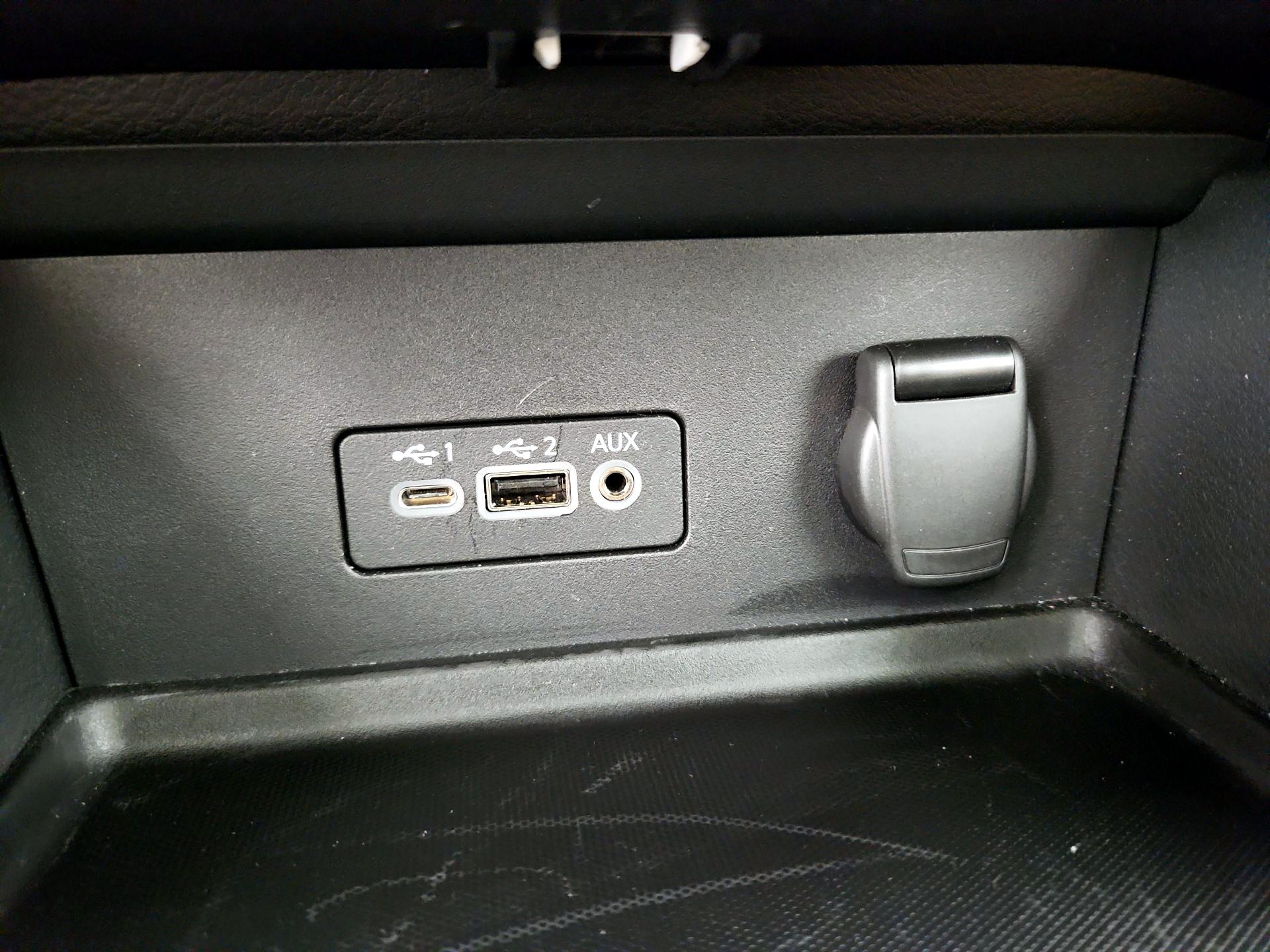 Thumbnail: 2023 Nissan Sentra - 18