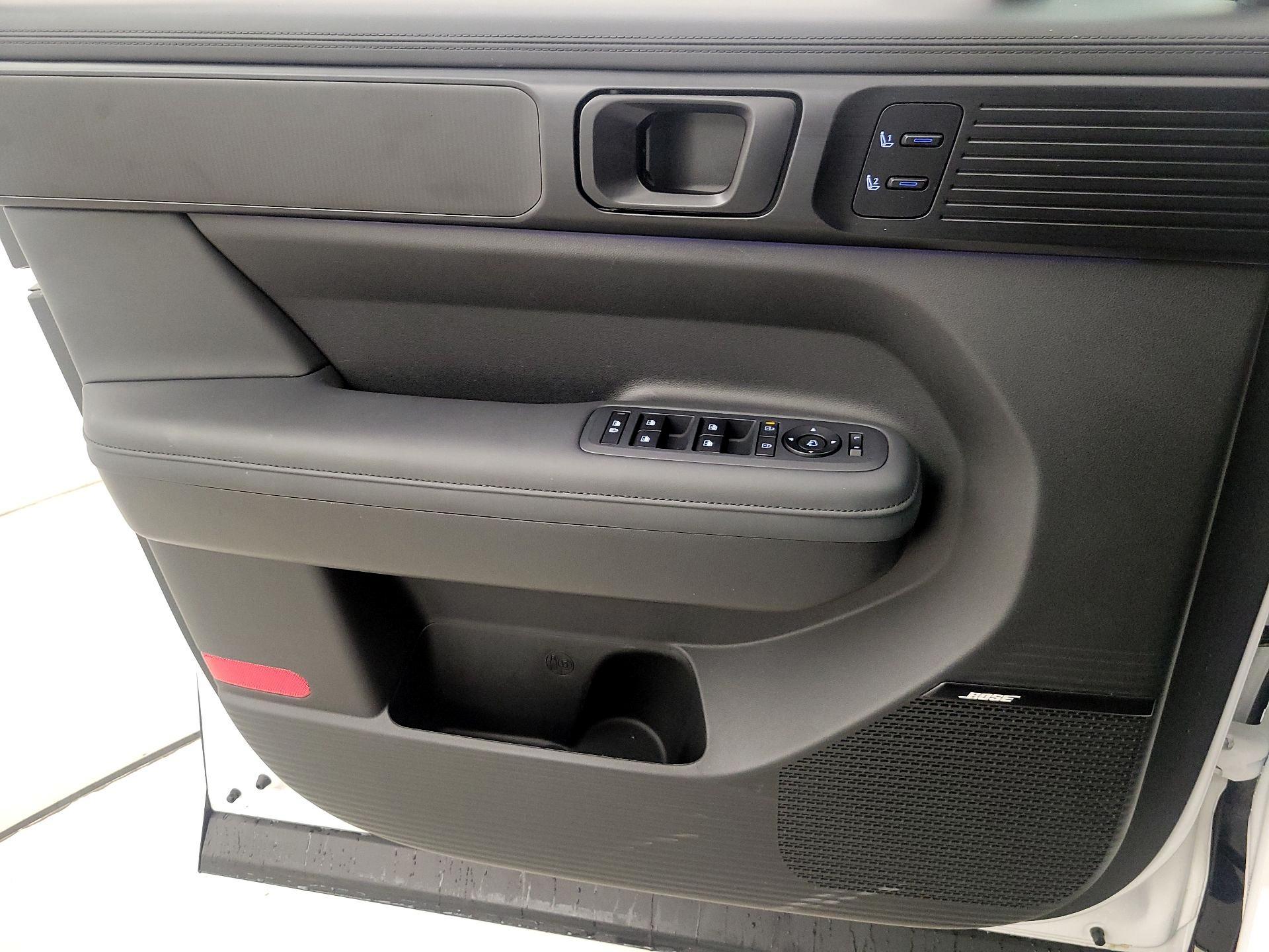 Thumbnail: 2025 Hyundai Santa Fe - 12