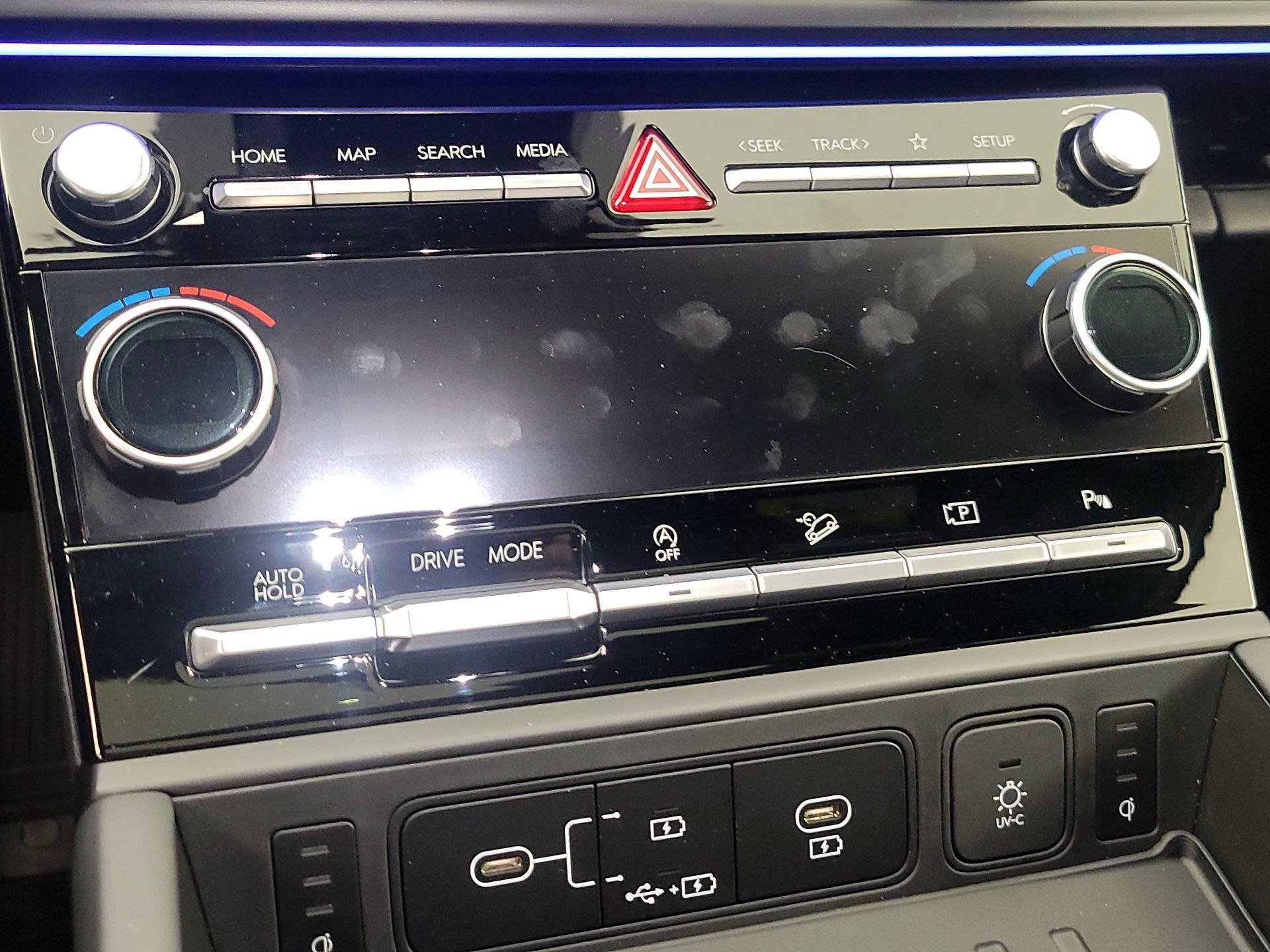 Thumbnail: 2025 Hyundai Santa Fe - 17