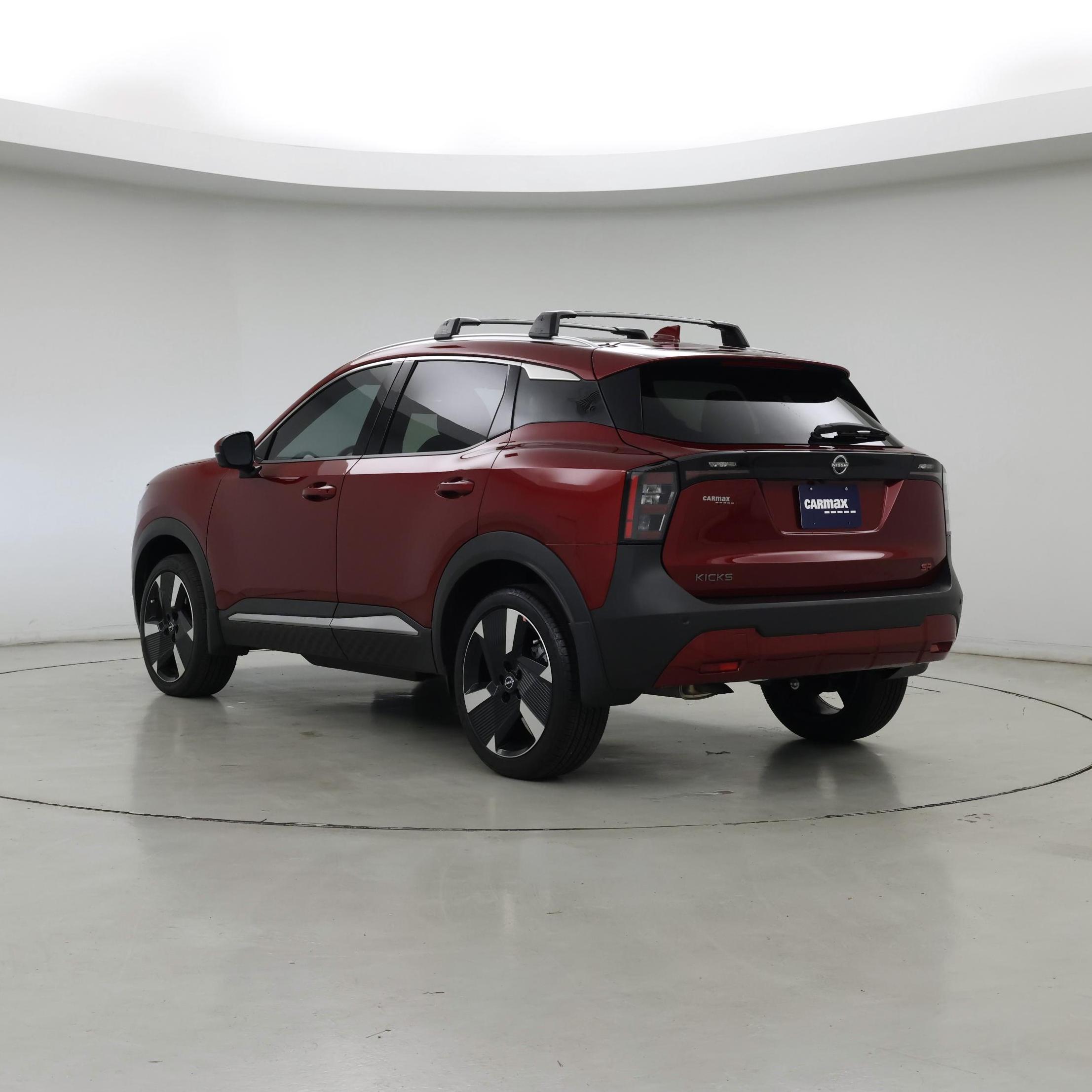 Thumbnail: 2025 Nissan Kicks - 2