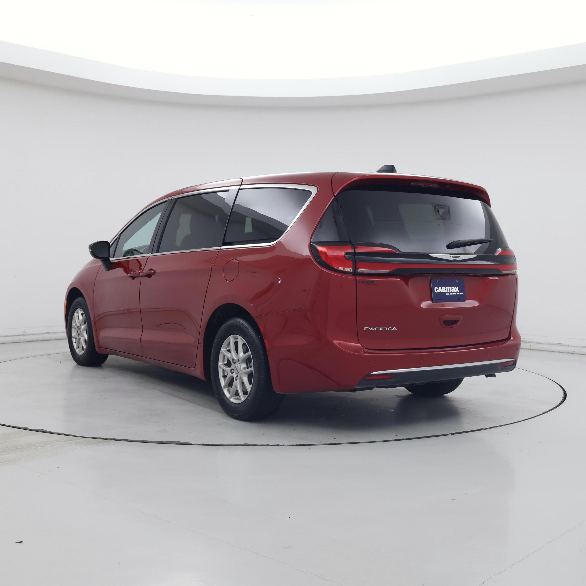 Thumbnail: 2025 Chrysler Pacifica - 2