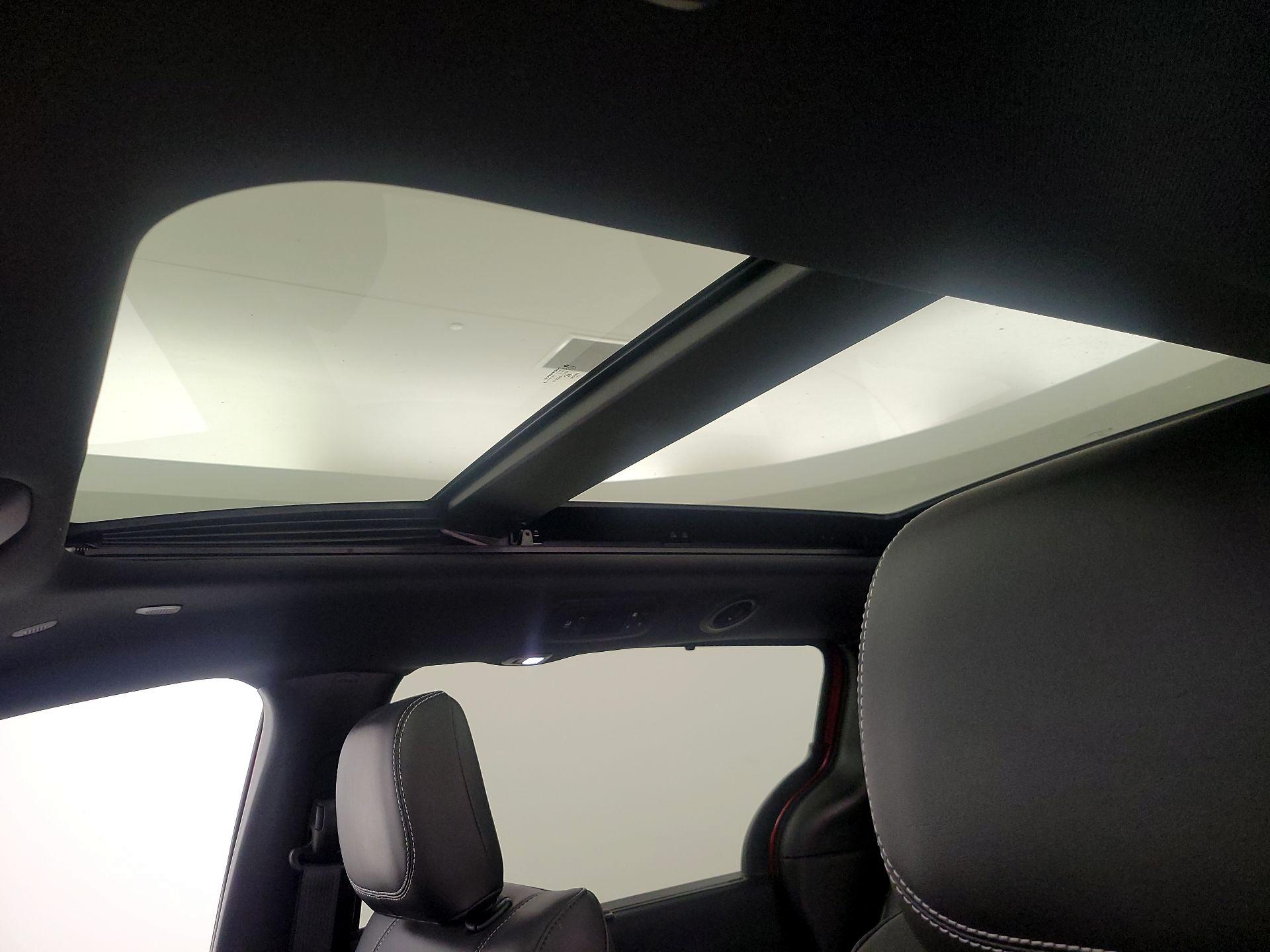 Thumbnail: 2025 Chrysler Pacifica - 19