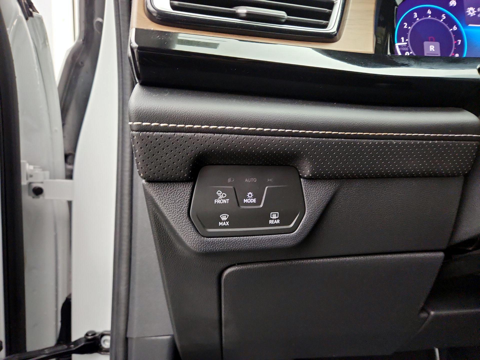 Thumbnail: 2024 Volkswagen Atlas - 13