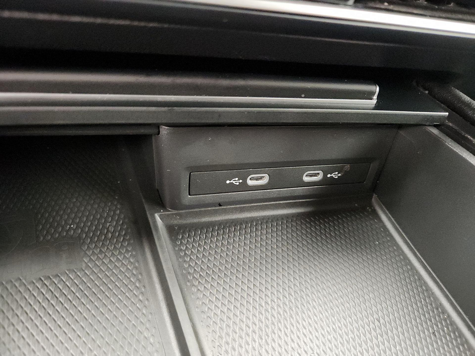 Thumbnail: 2024 Volkswagen Atlas - 18