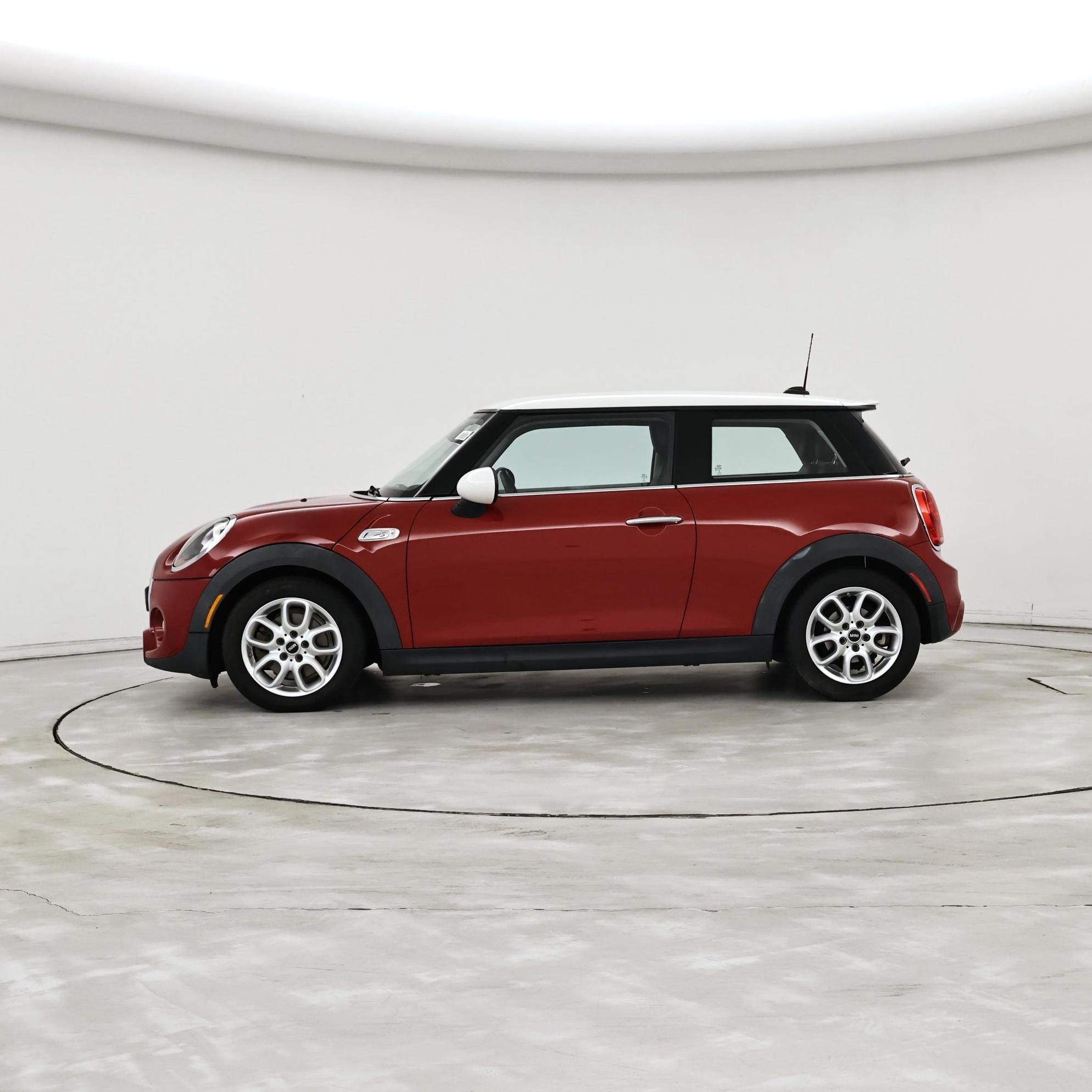 Thumbnail: 2015 MINI Cooper Hardtop - 3