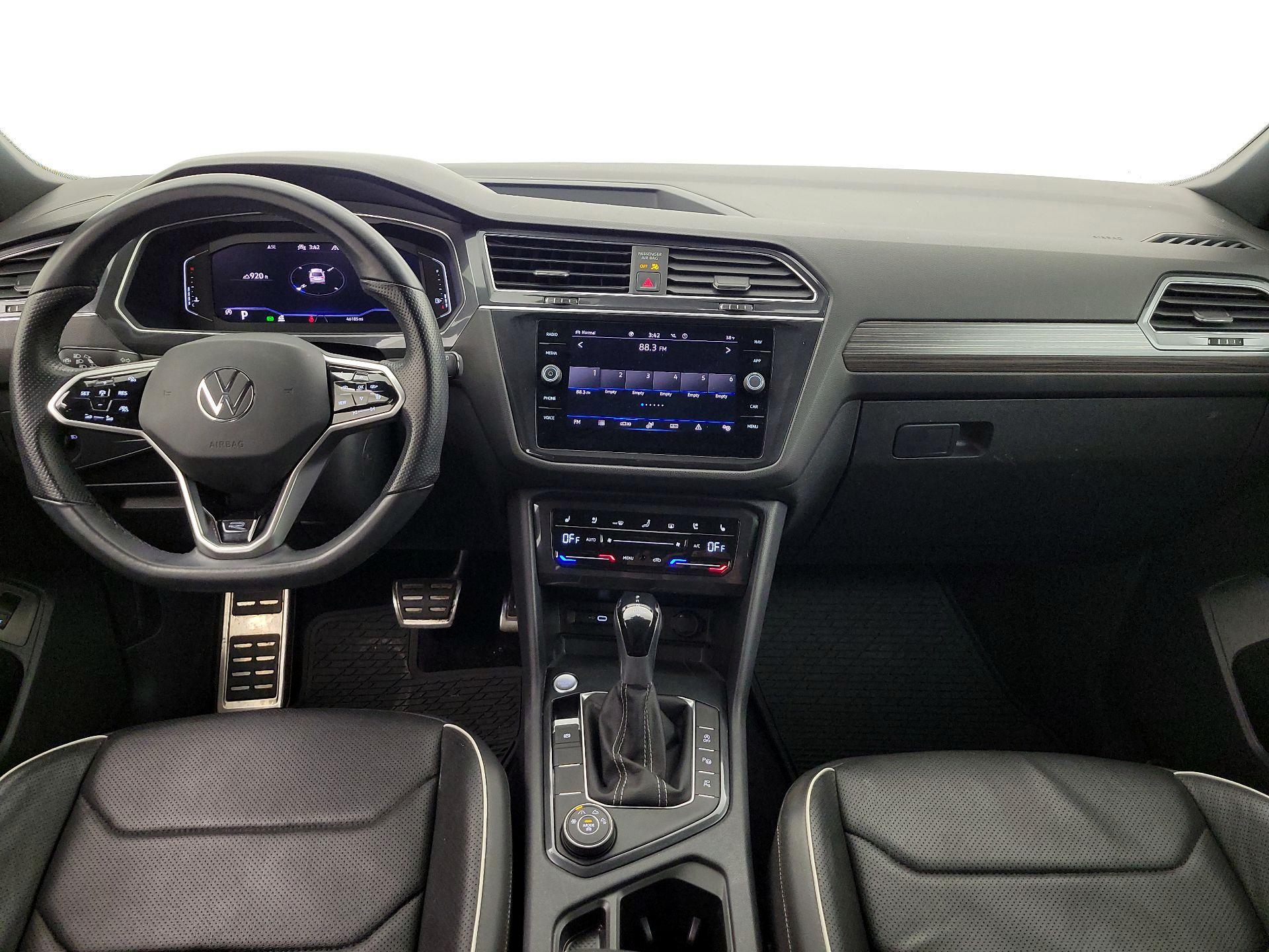 Thumbnail: 2022 Volkswagen Tiguan - 9