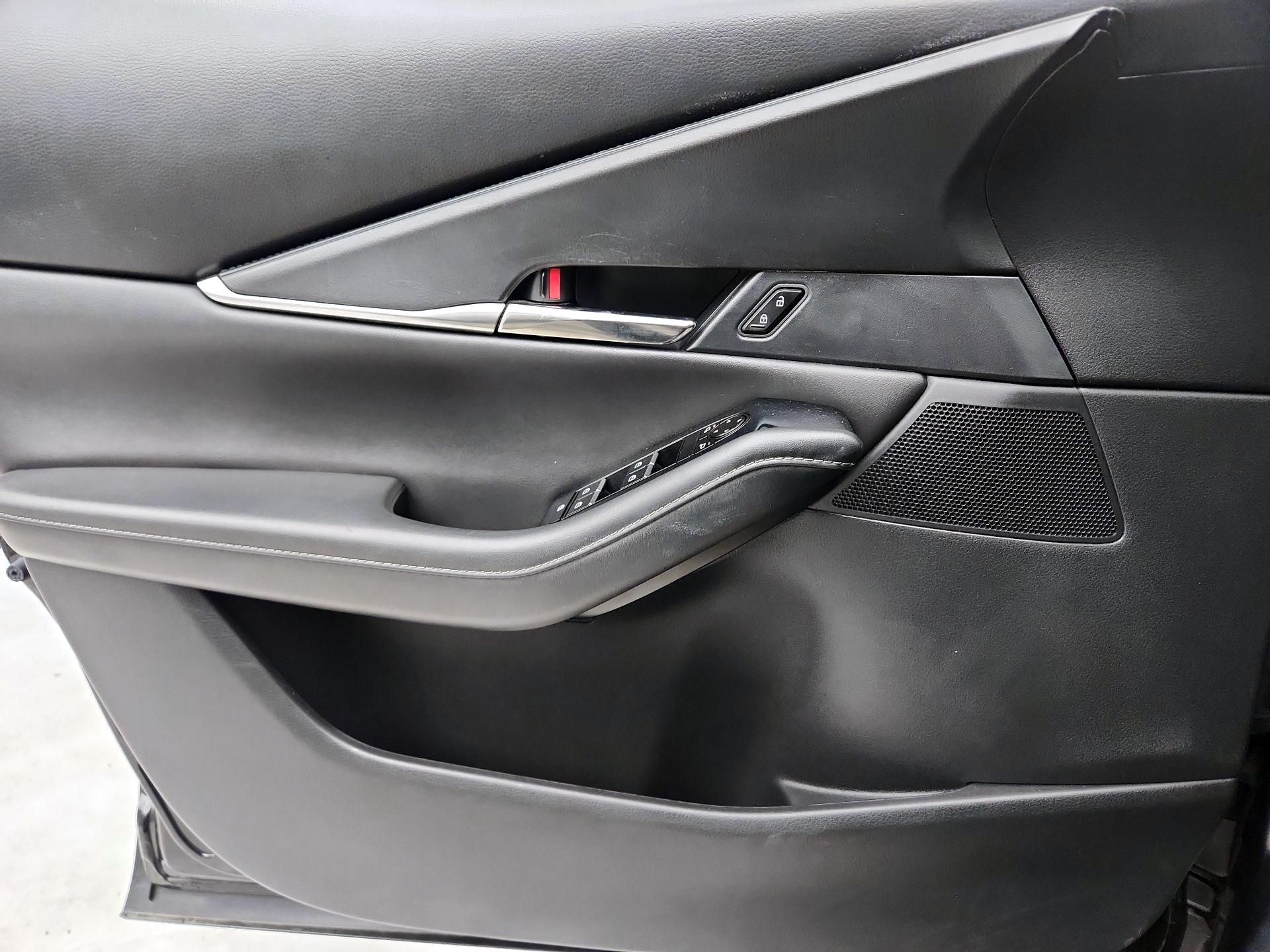 Thumbnail: 2023 Mazda CX-30 - 12