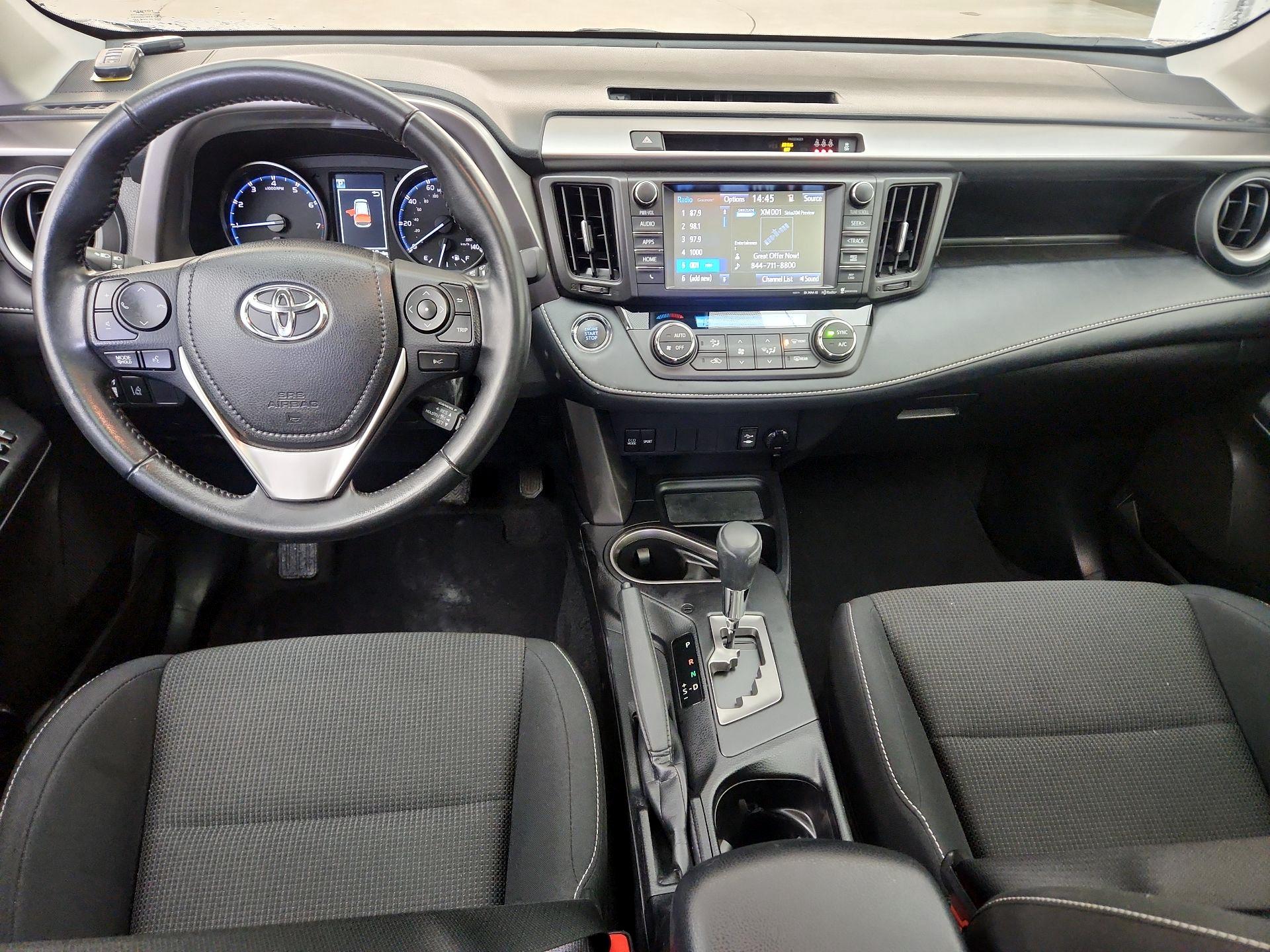 Thumbnail: 2018 Toyota RAV4 - 9