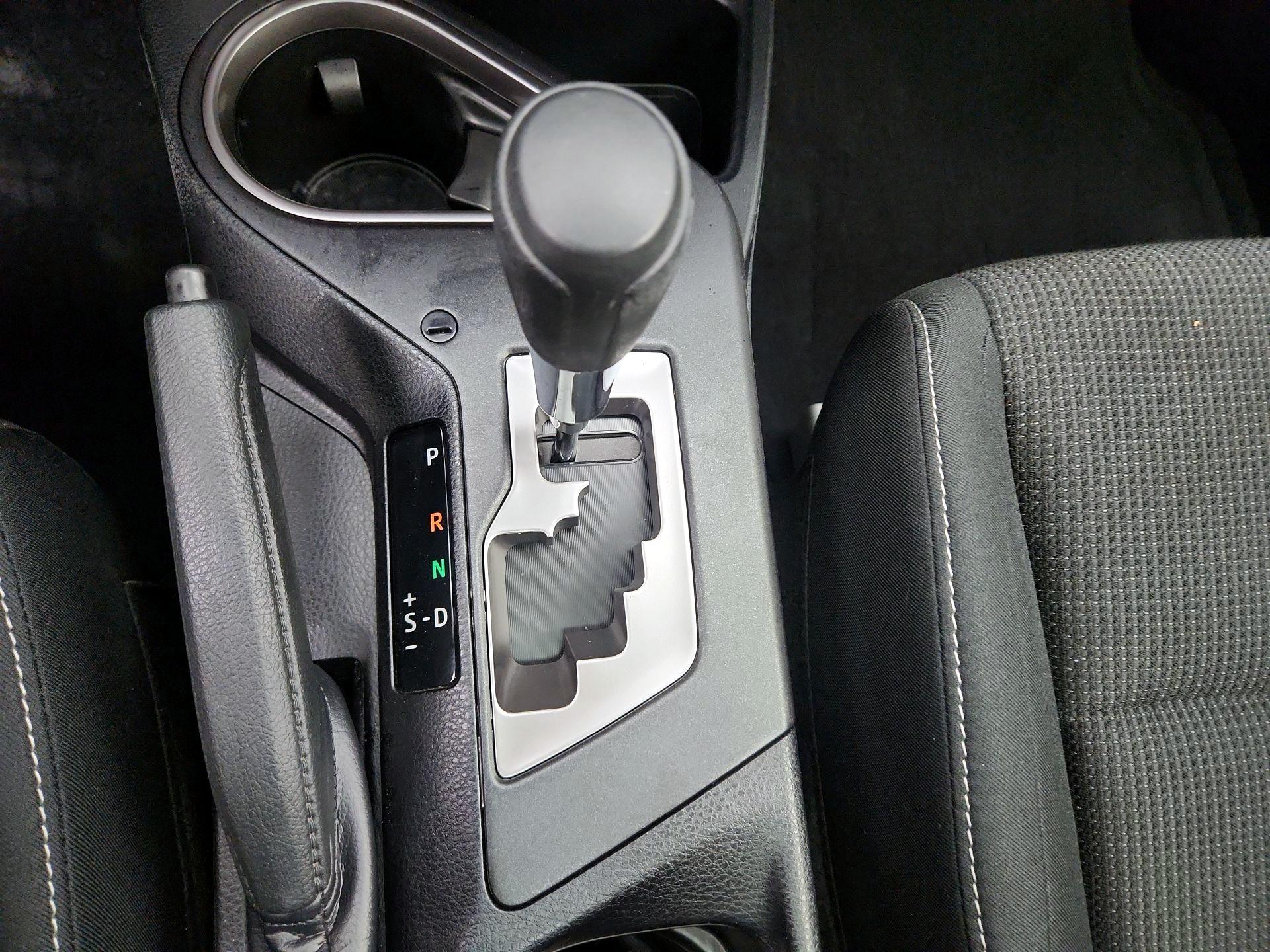 Thumbnail: 2018 Toyota RAV4 - 17